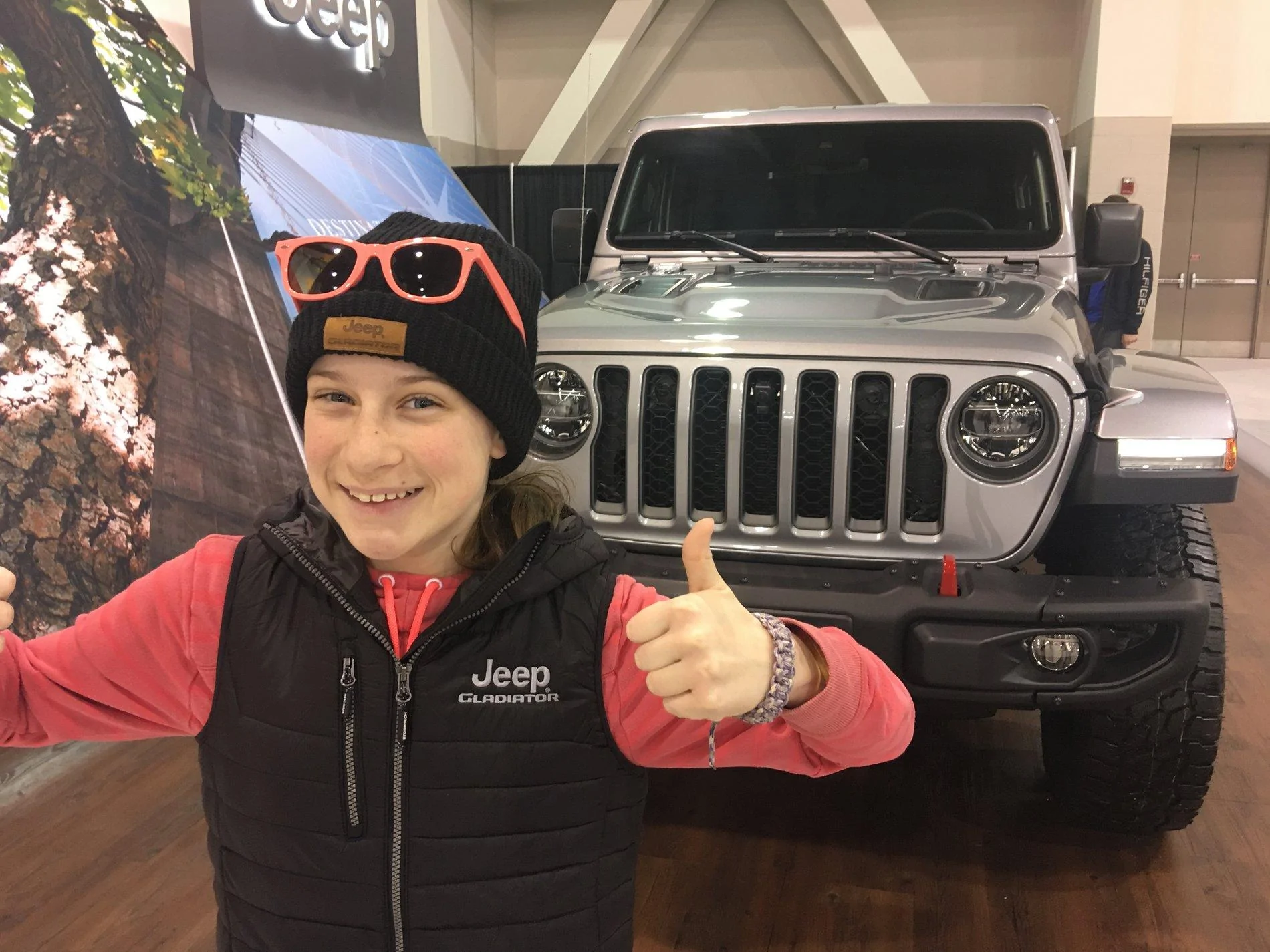 Jeep Gladiator Milwaukee WI Auto Show - My First Look! 36D605F7-4330-4E82-B8A8-DA5E55EE10C7