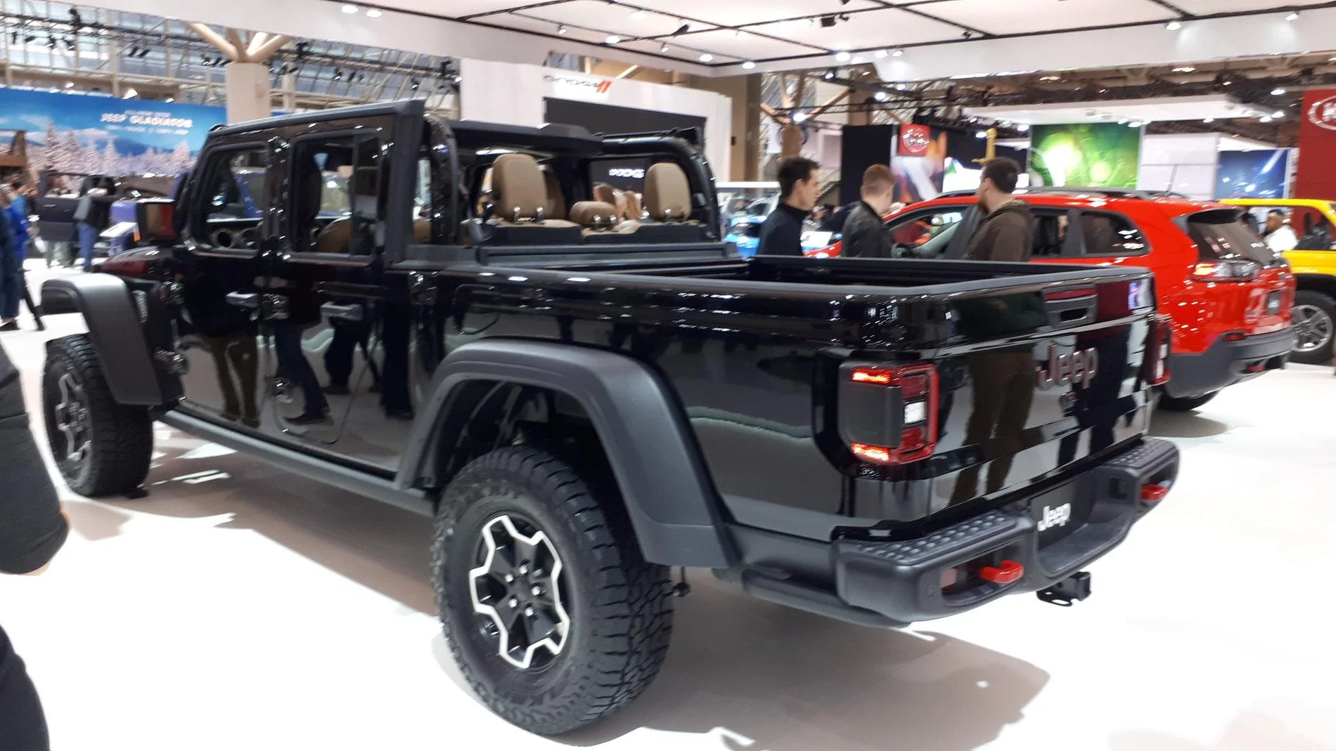 Jeep Gladiator Detailed Gladiator shots from Canadian International Autoshow 20190221_105753