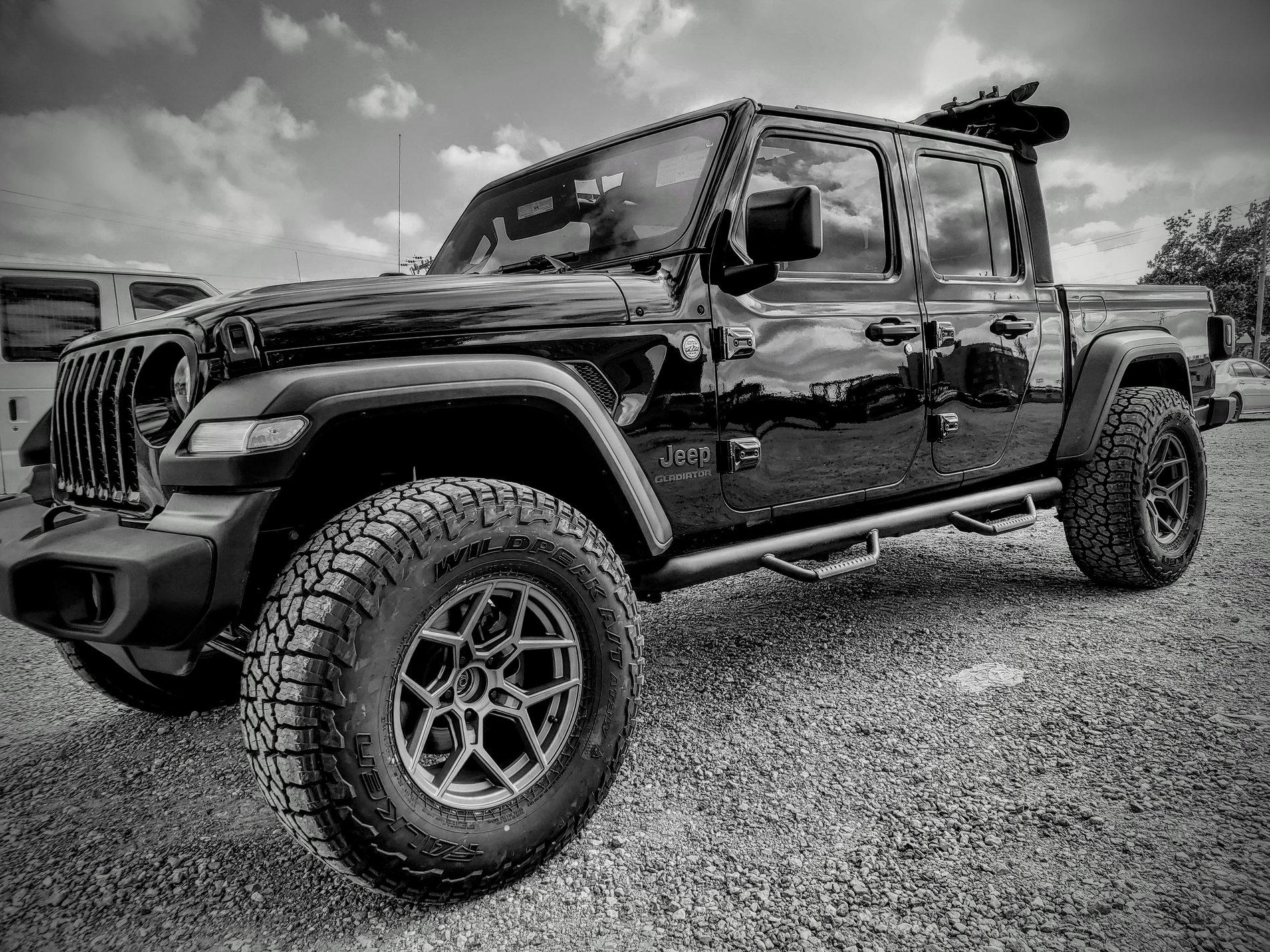 Jeep Gladiator JT pictures 20200521_175703~2
