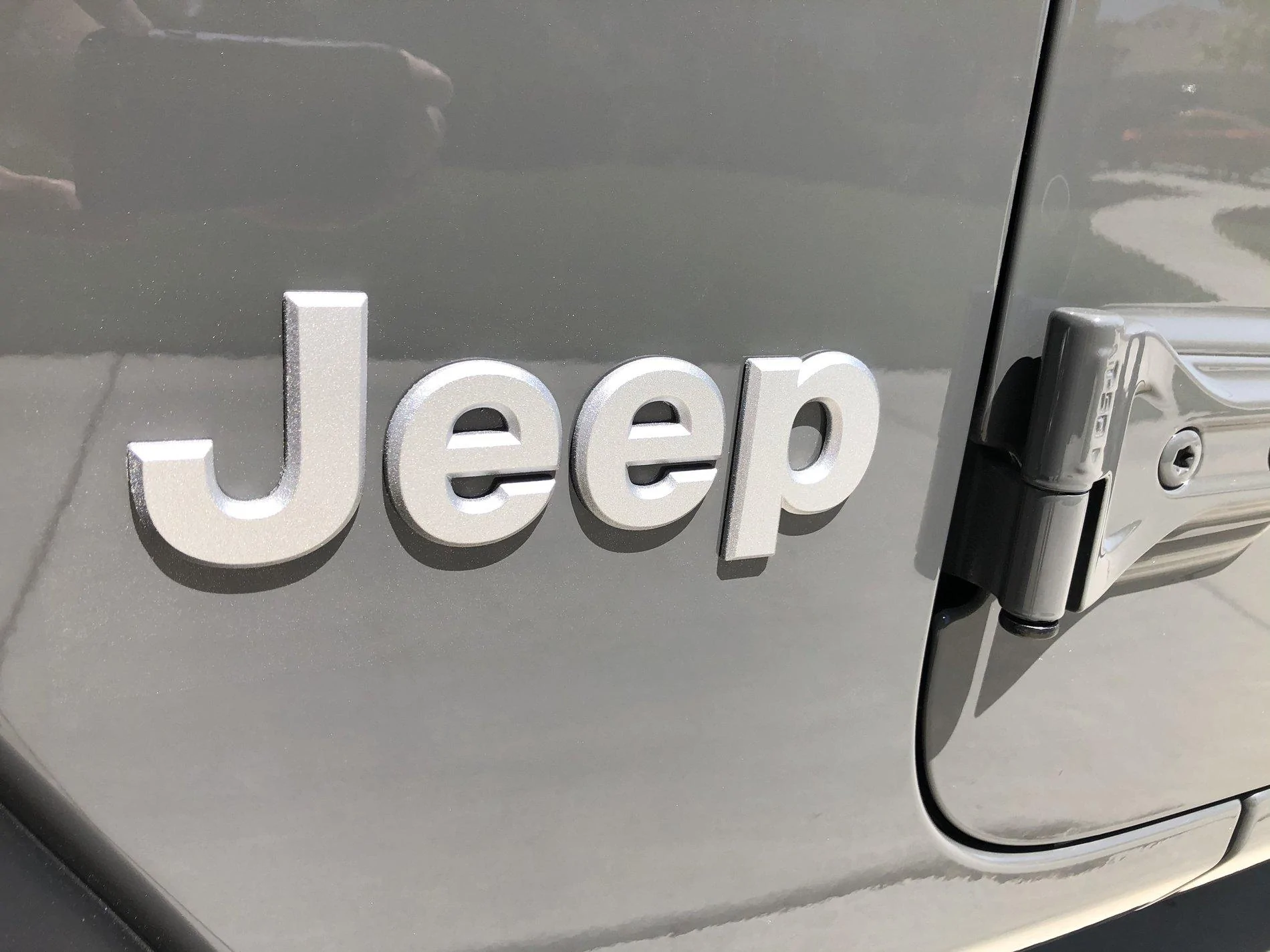 Jeep Gladiator STING GRAY Gladiator JT Club 65113635-D2D5-4D17-B0A6-DE379D77BDF2