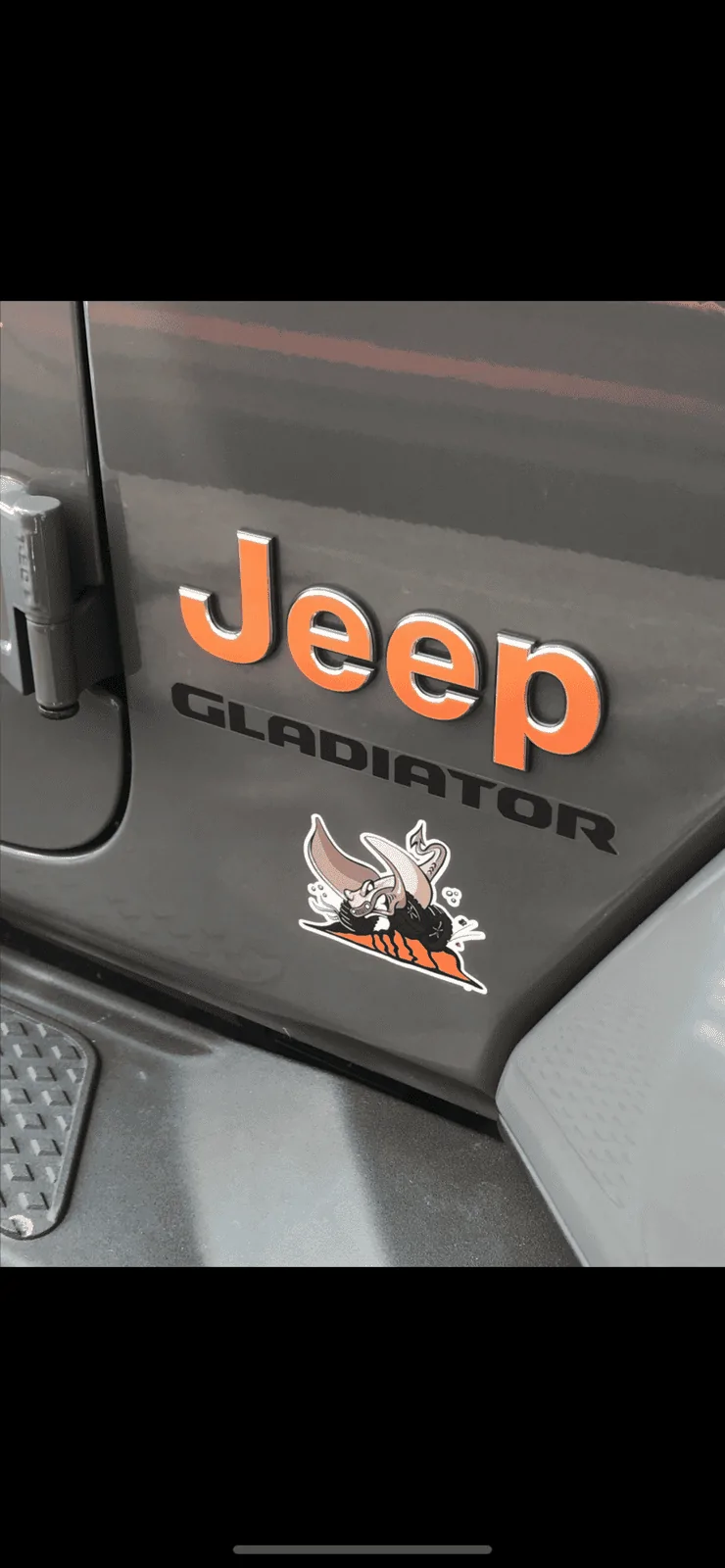 Jeep Gladiator STING GRAY Gladiator JT Club 1171170A-C027-449A-84D4-5353E23199C8