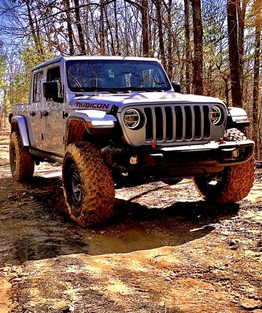 Jeep Gladiator Alabama Gladiators 677C066A-CCF6-455D-B699-C2B58707149B