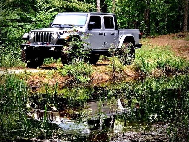 Jeep Gladiator Alabama Gladiators 08898062-7E14-45D2-8A14-CF1CD6D98A43
