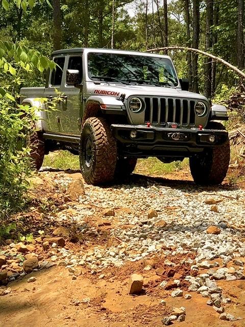 Jeep Gladiator Alabama Gladiators 5B841063-109B-4F3A-ACEE-AE4CB608D371