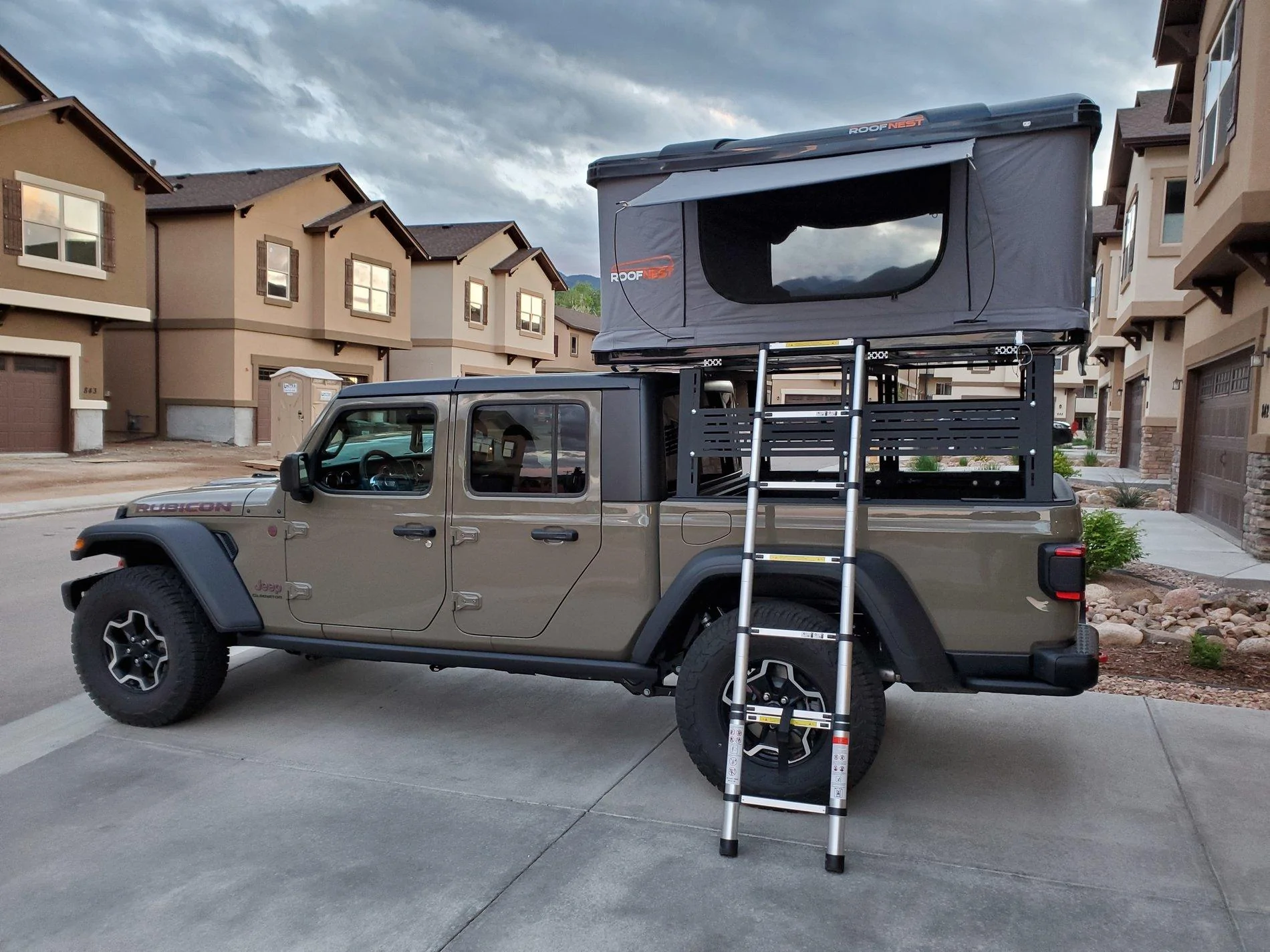 Jeep Gladiator Roof Top Tent. Should I or Shouldn't I... 20200525_200831