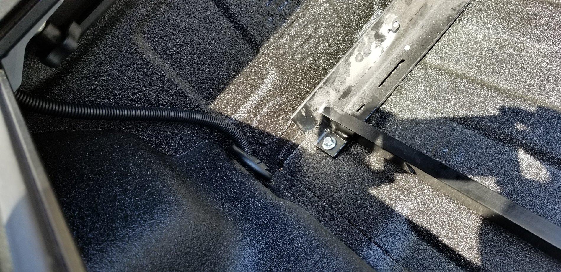 Jeep Gladiator CargoGlide Install (CG1000-5842) 5