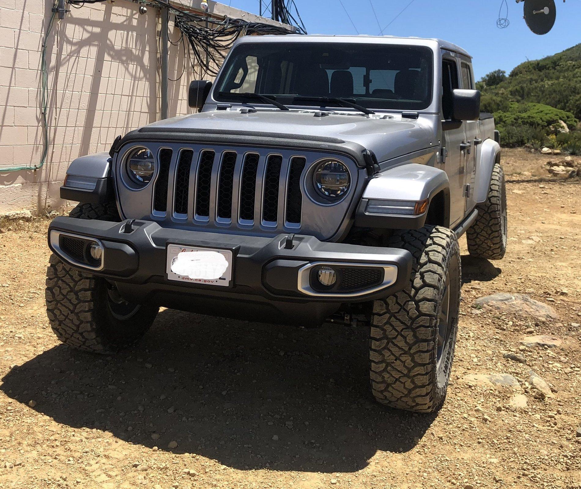 Jeep Gladiator Hood Rock Deflector...Yay or Nay 0AB85349-09C5-4691-AD19-9C59B1AEA668
