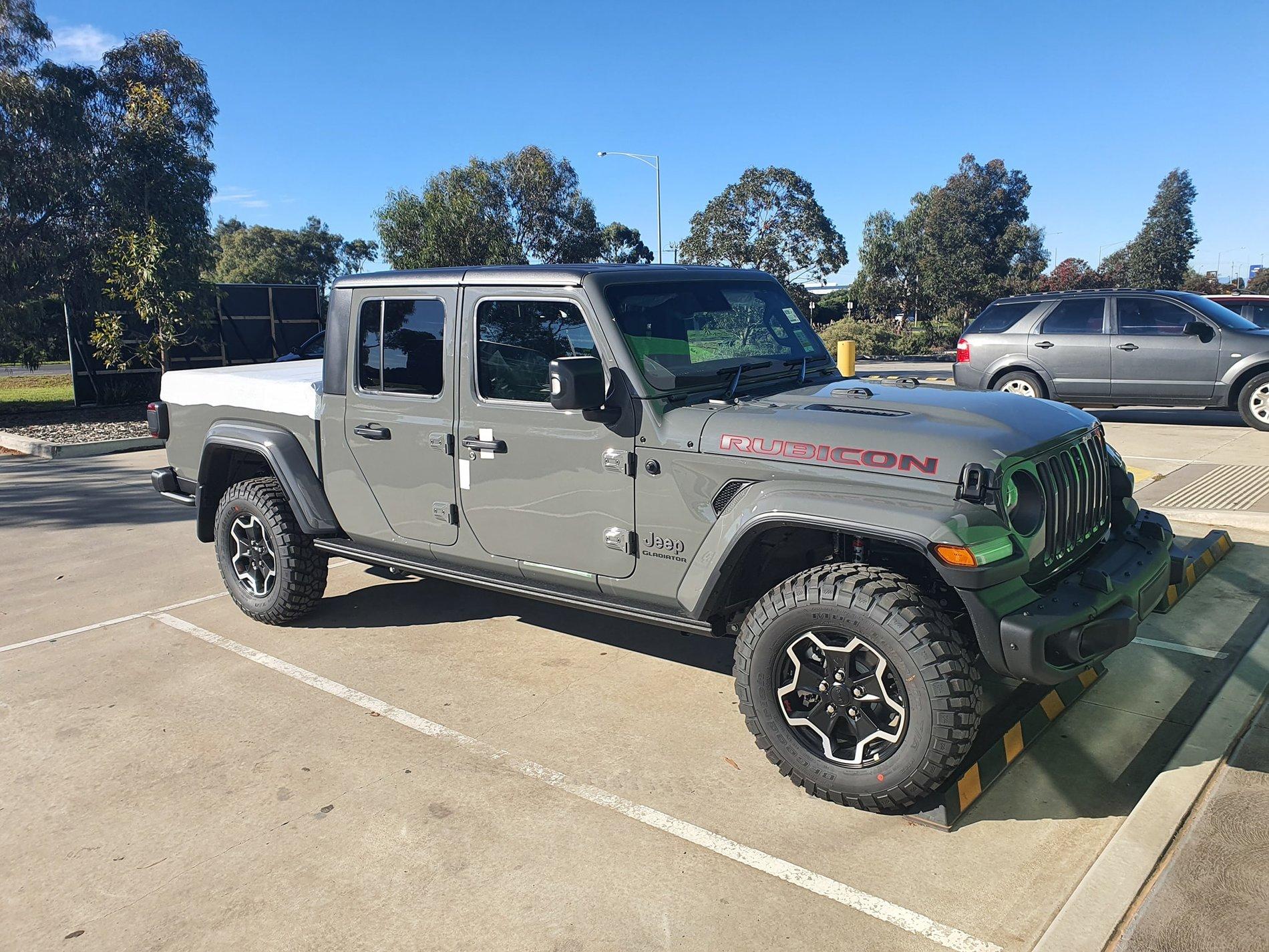 Jeep Gladiator Any news on launch date 158EA26C-0B91-4CF3-8F8F-0B9A91045960