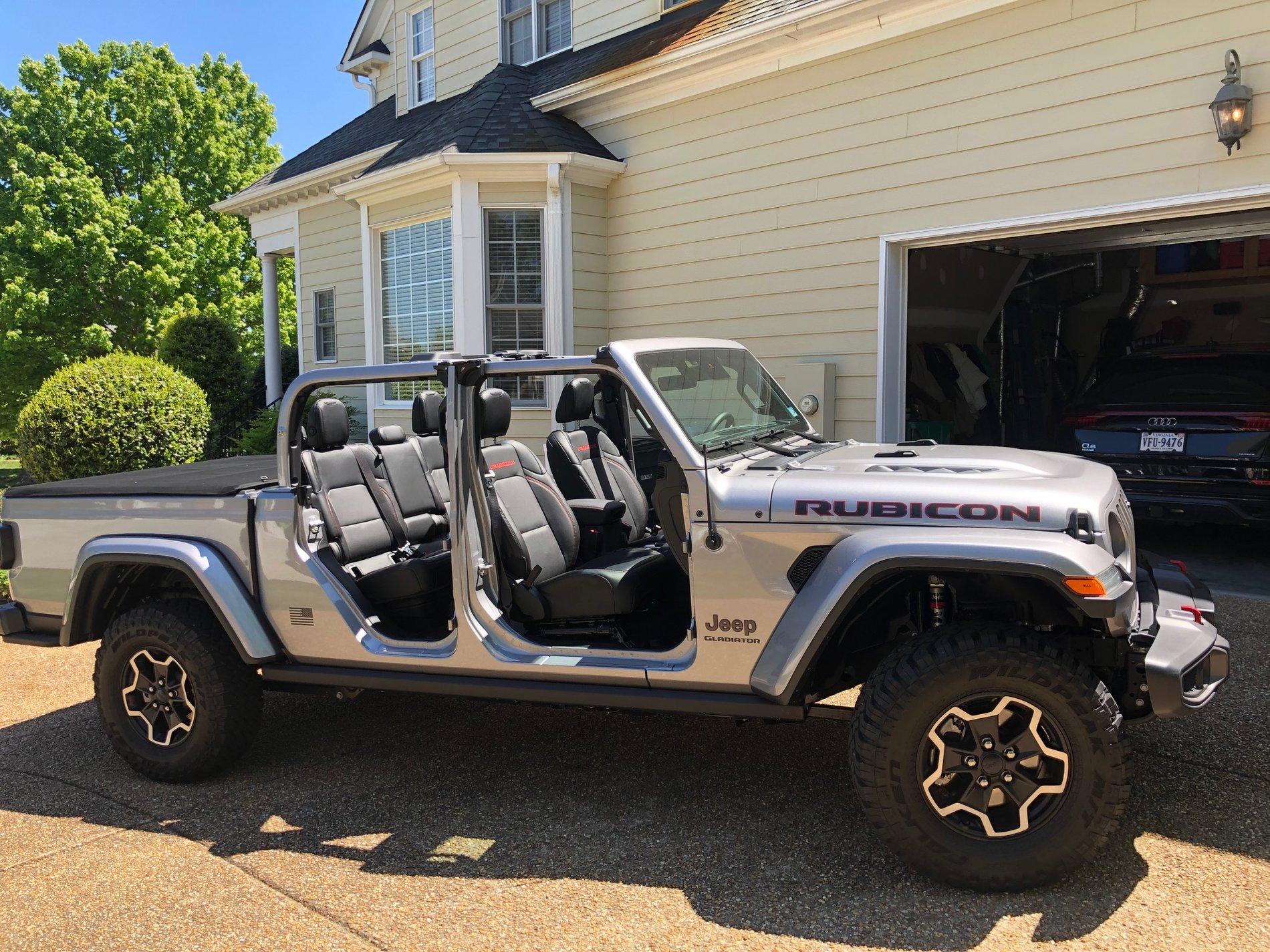 Jeep Gladiator Tube doors or no tube doors j2