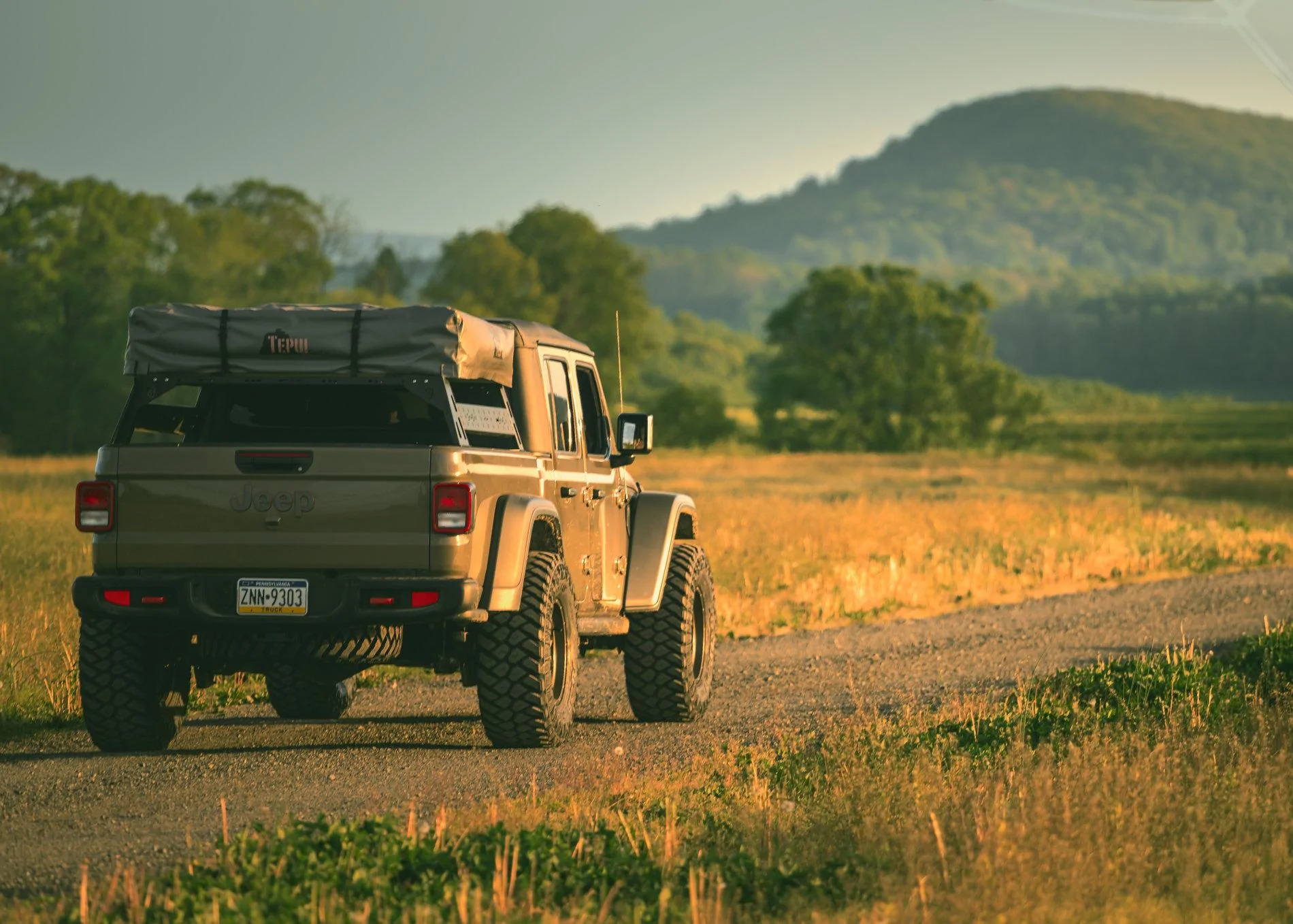Jeep Gladiator Pictures of 33s and 35s 2020-05-22_08-31-40