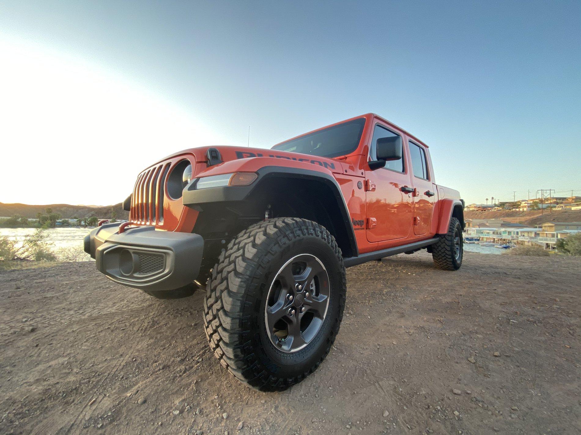 Jeep Gladiator New Rubi 176AE278-81DC-4218-8DDC-A256CE87F56C