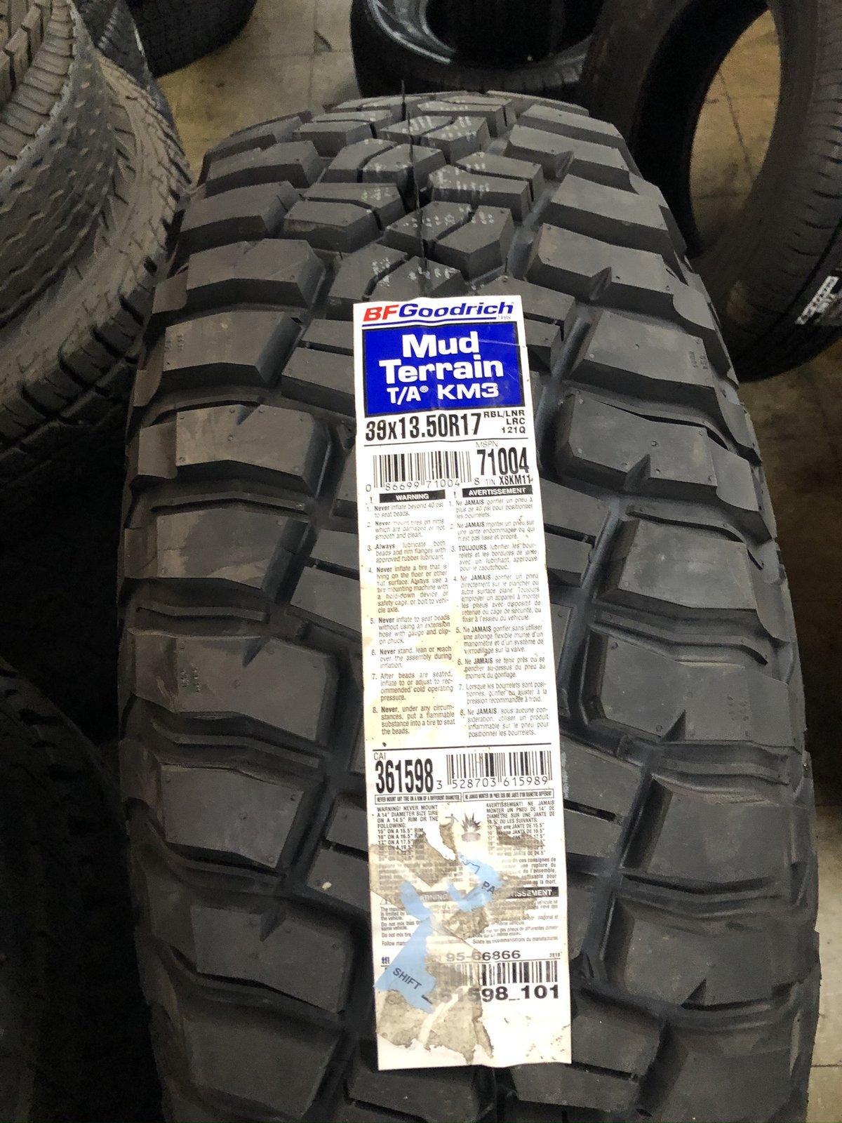 Jeep Gladiator (5) 39x13.50R17 BFG Mud Terrain KM3 - $1800 E47996B5-4C98-4D39-8E23-CF878B180CC2