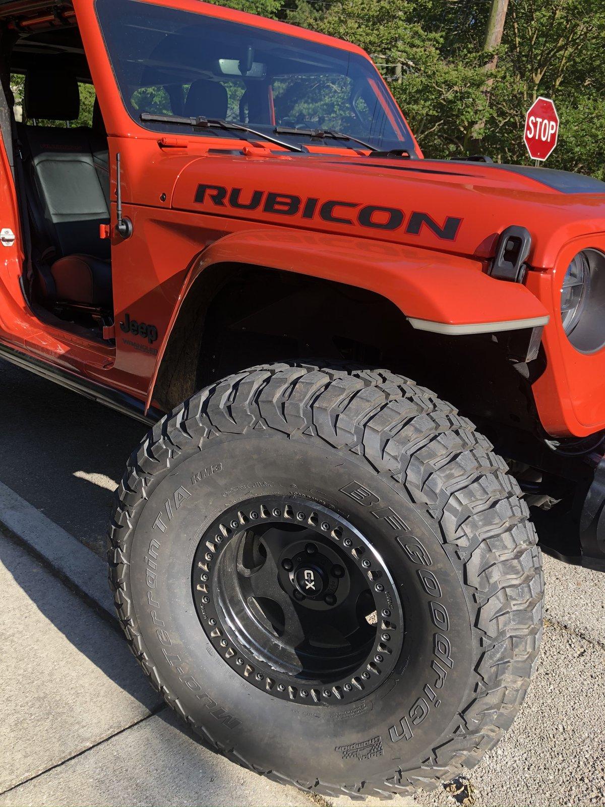 Jeep Gladiator (5) 39x13.50R17 BFG Mud Terrain KM3 - $1800 C59B2B29-7E19-4460-B314-F4D30D5D3DE4