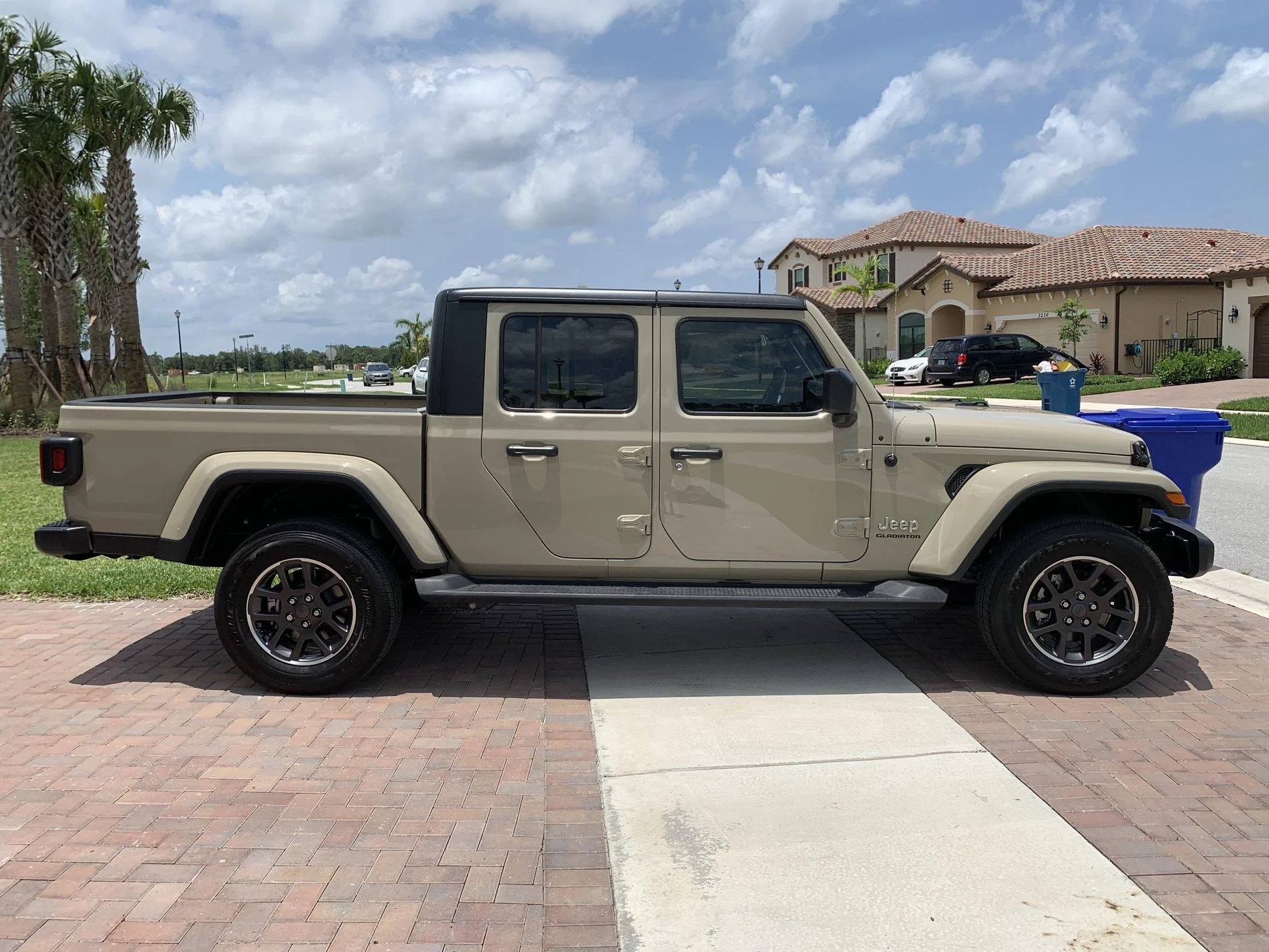 Jeep Gladiator Hey all! New here! IMG_1728