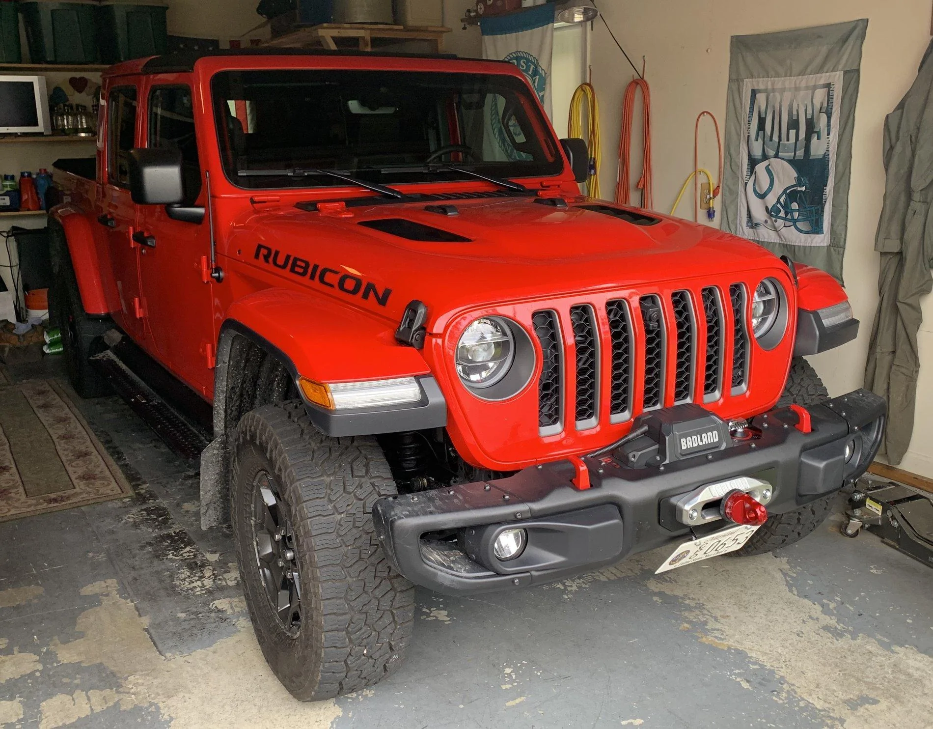 Jeep Gladiator OK Red 9A0F9AD2-EEC7-4318-9DCE-1DD973966D0C_1_201_a