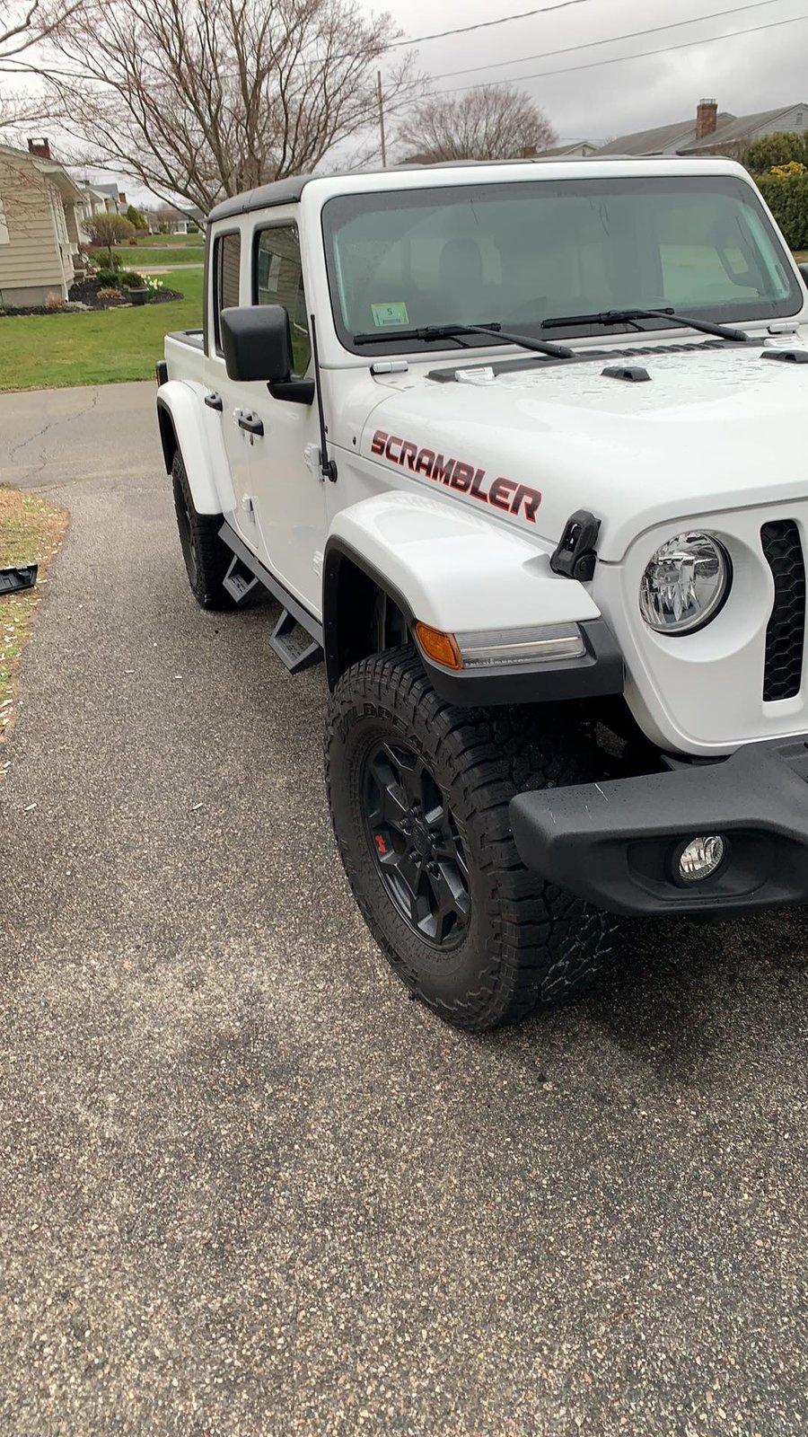 Jeep Gladiator Anyone installed Rubi front fenders on Sport? 7FF8CAA3-2587-4340-A260-0C8F7F41CD3D