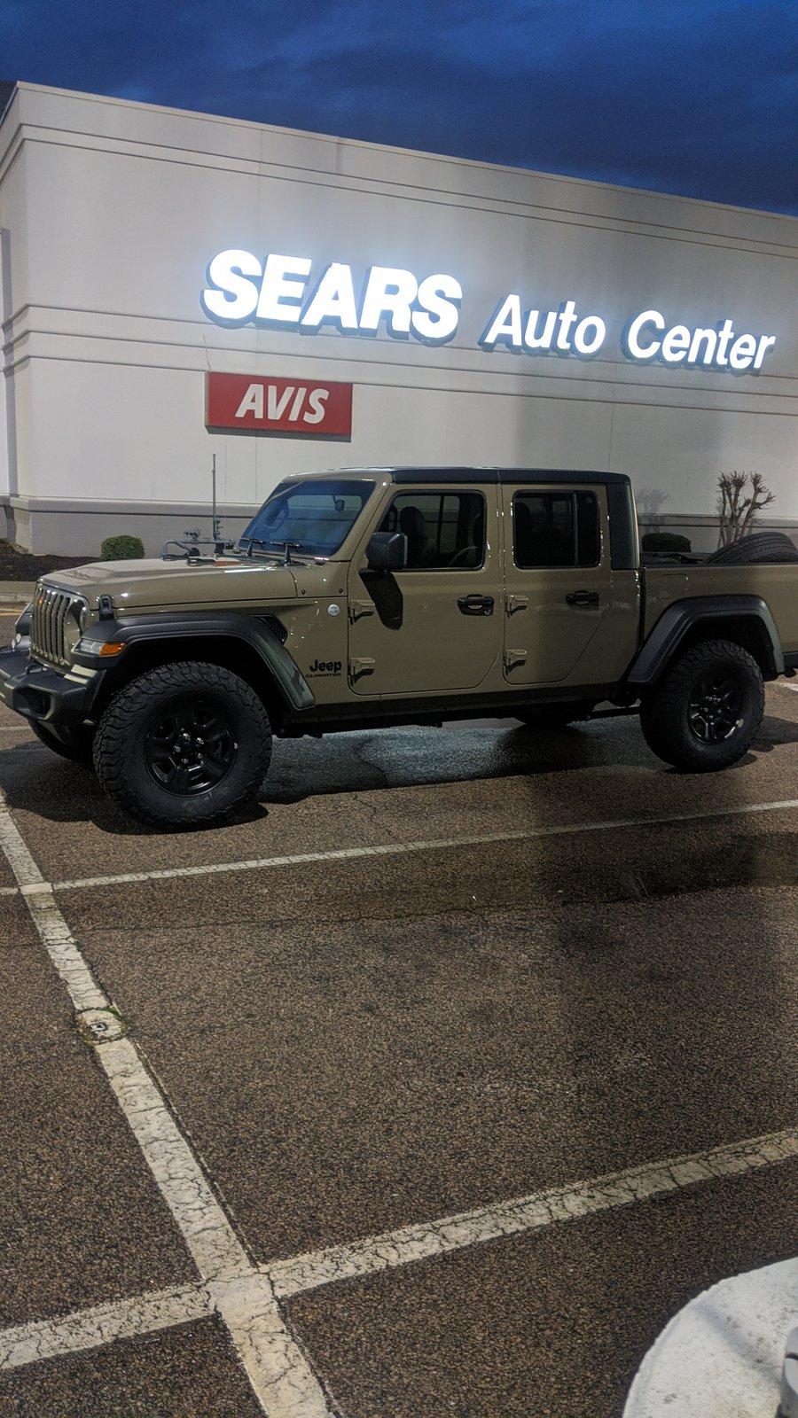 Jeep Gladiator 315 70 17 on stock gladiator sport s IMG_20200213_183121