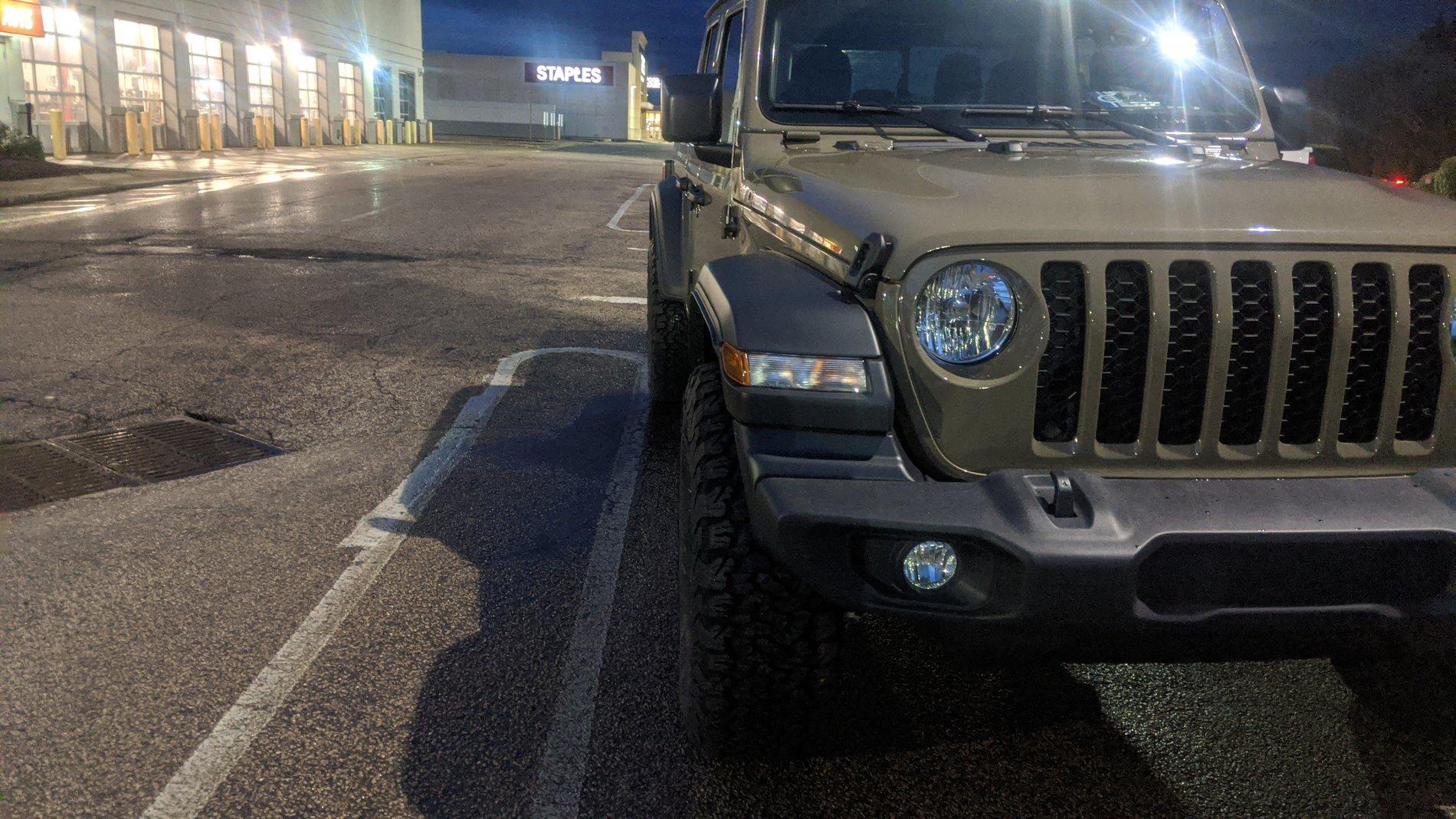 Jeep Gladiator 315 70 17 on stock gladiator sport s MVIMG_20200213_182816