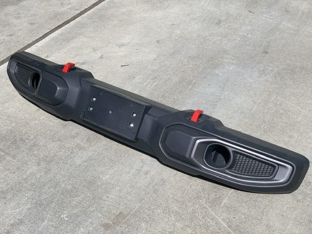 Jeep Gladiator FS plastic, rubicon front bumper 03C42FBD-F131-4A90-9920-C89B31F927F1
