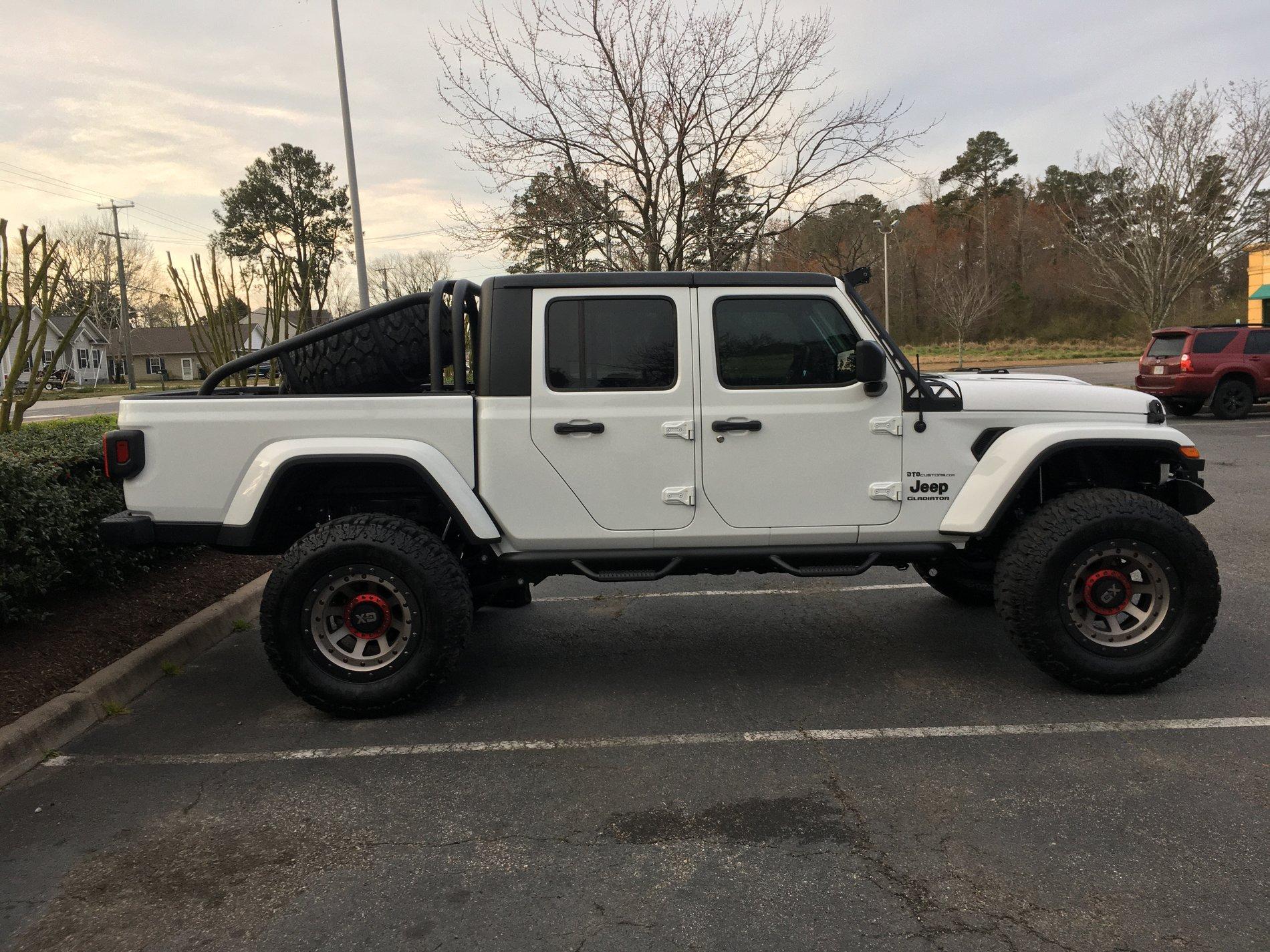 Jeep Gladiator "Bed Bars" or "Light Bars", anyone? IMG_2623.JPG
