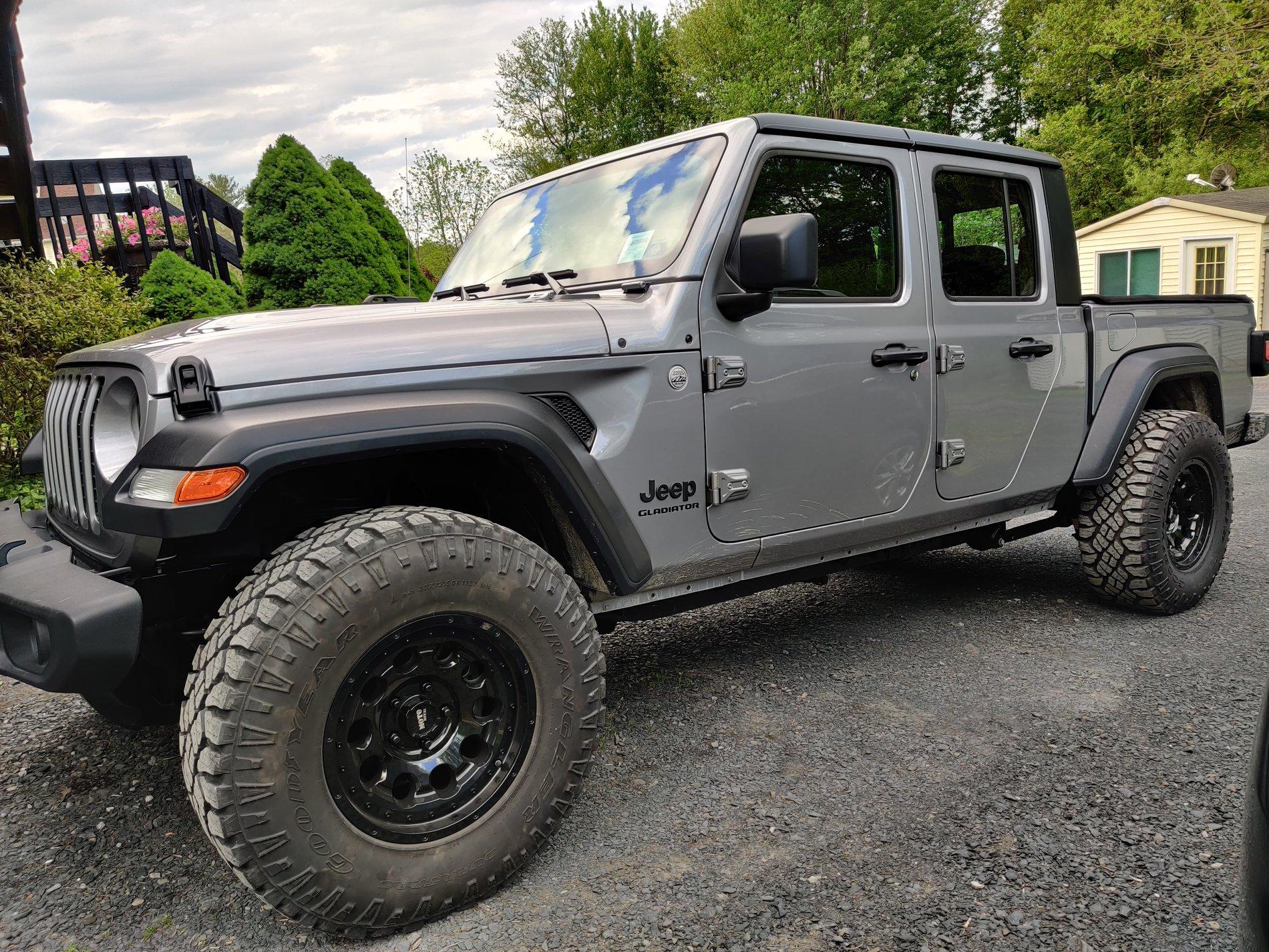 Jeep Gladiator Billet silver with silver lugs? IMG_20200530_173142