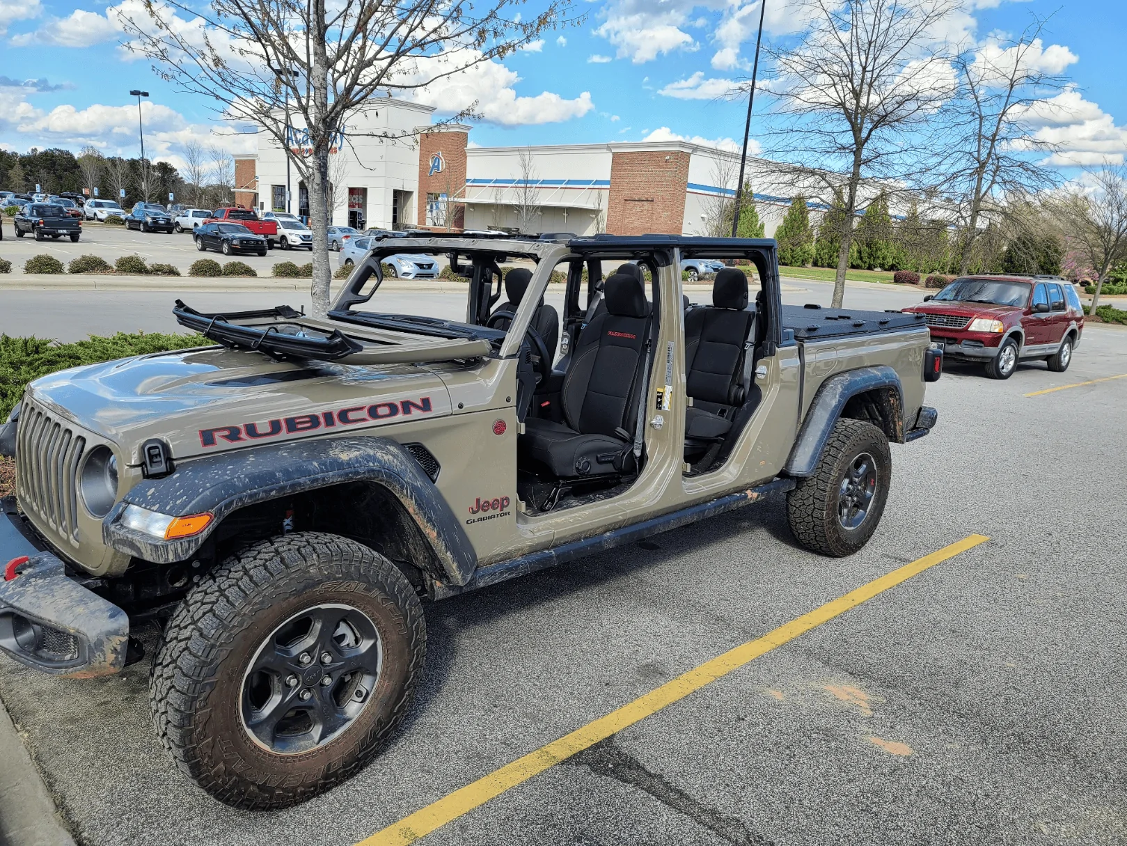 Jeep Gladiator Raptor Liner on Bumper and maybe more 1590901514480