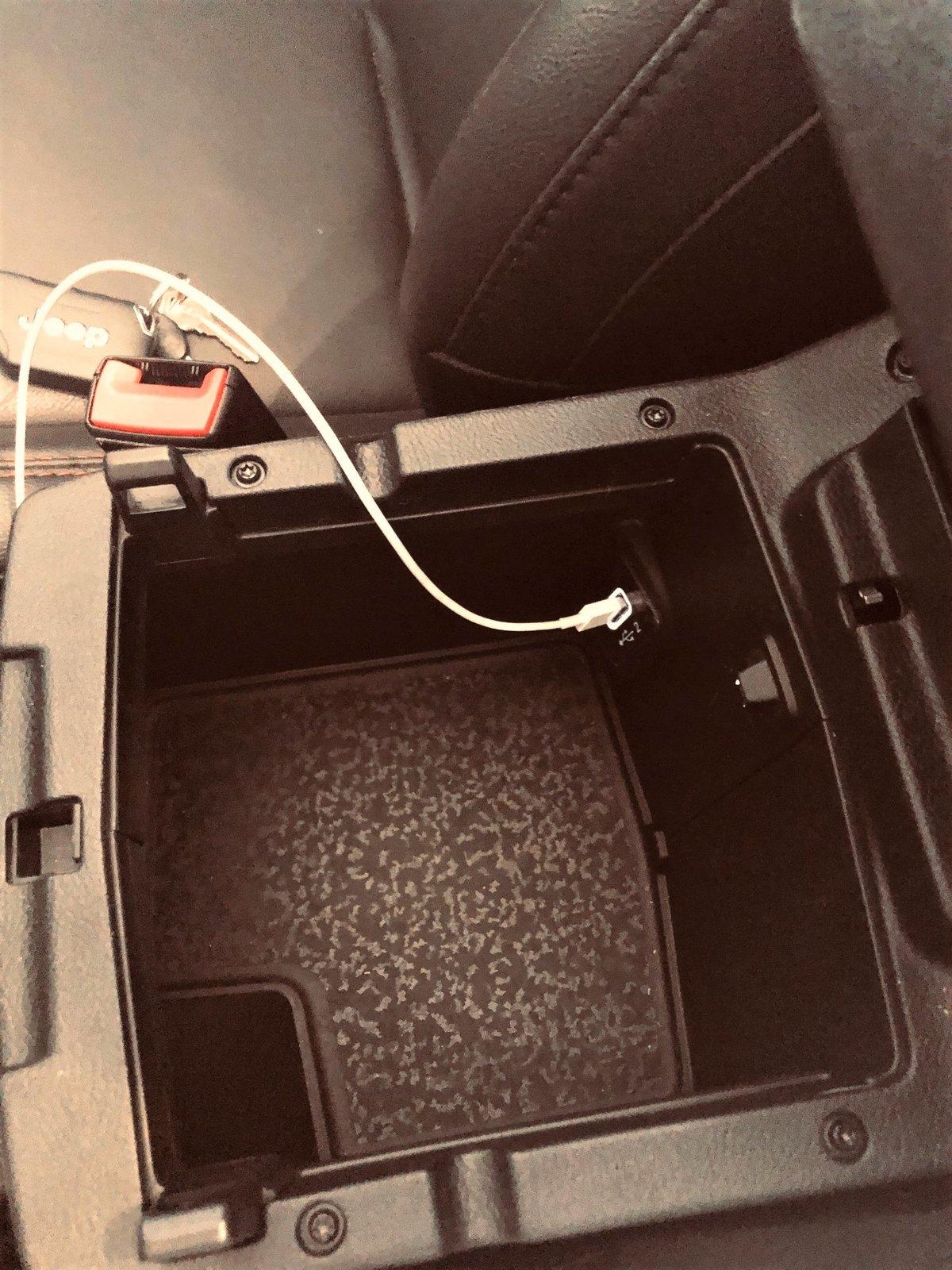 Jeep Gladiator Uconnect update issues and carplay IMG_4126