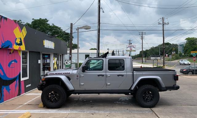 Jeep Gladiator Gladiators on Mopar 2" Lift Kit jee