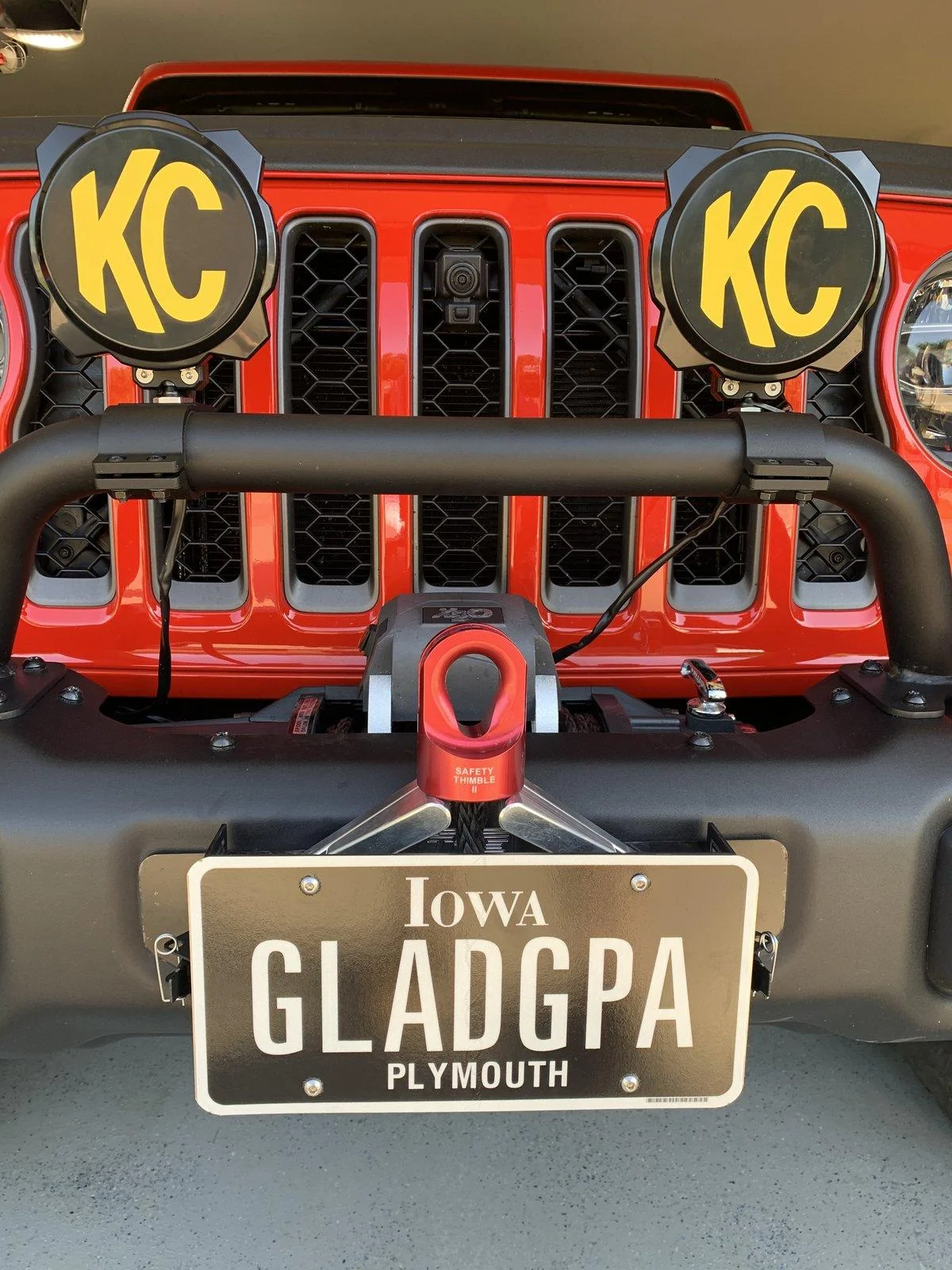 Jeep Gladiator Glad Grandpa Firecracker Red LE Build 94D09944-B9B9-4384-9F6C-EE79794EDA4C