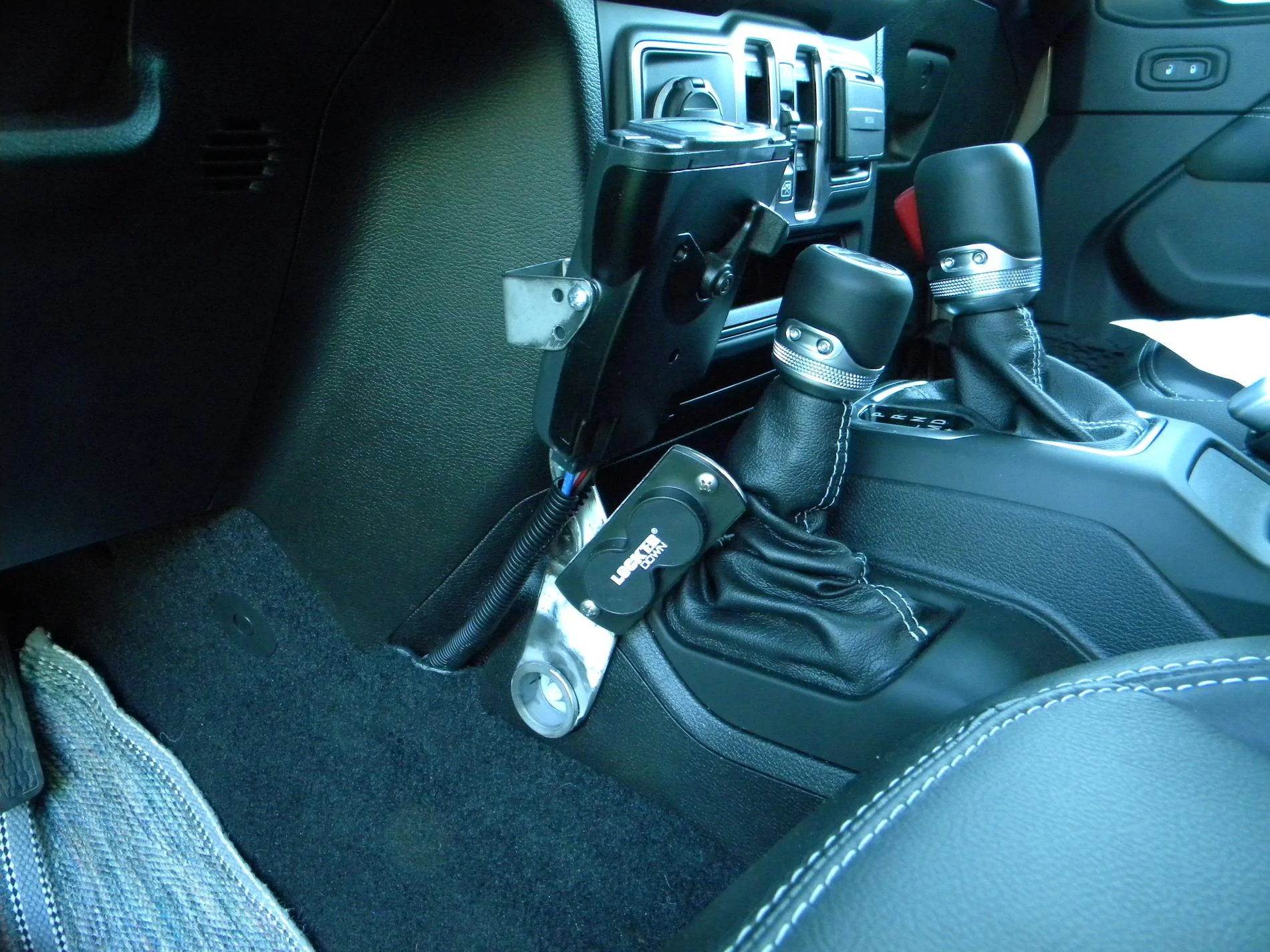 Jeep Gladiator Finding a place to mount a Tekonsha P3 7Puevj