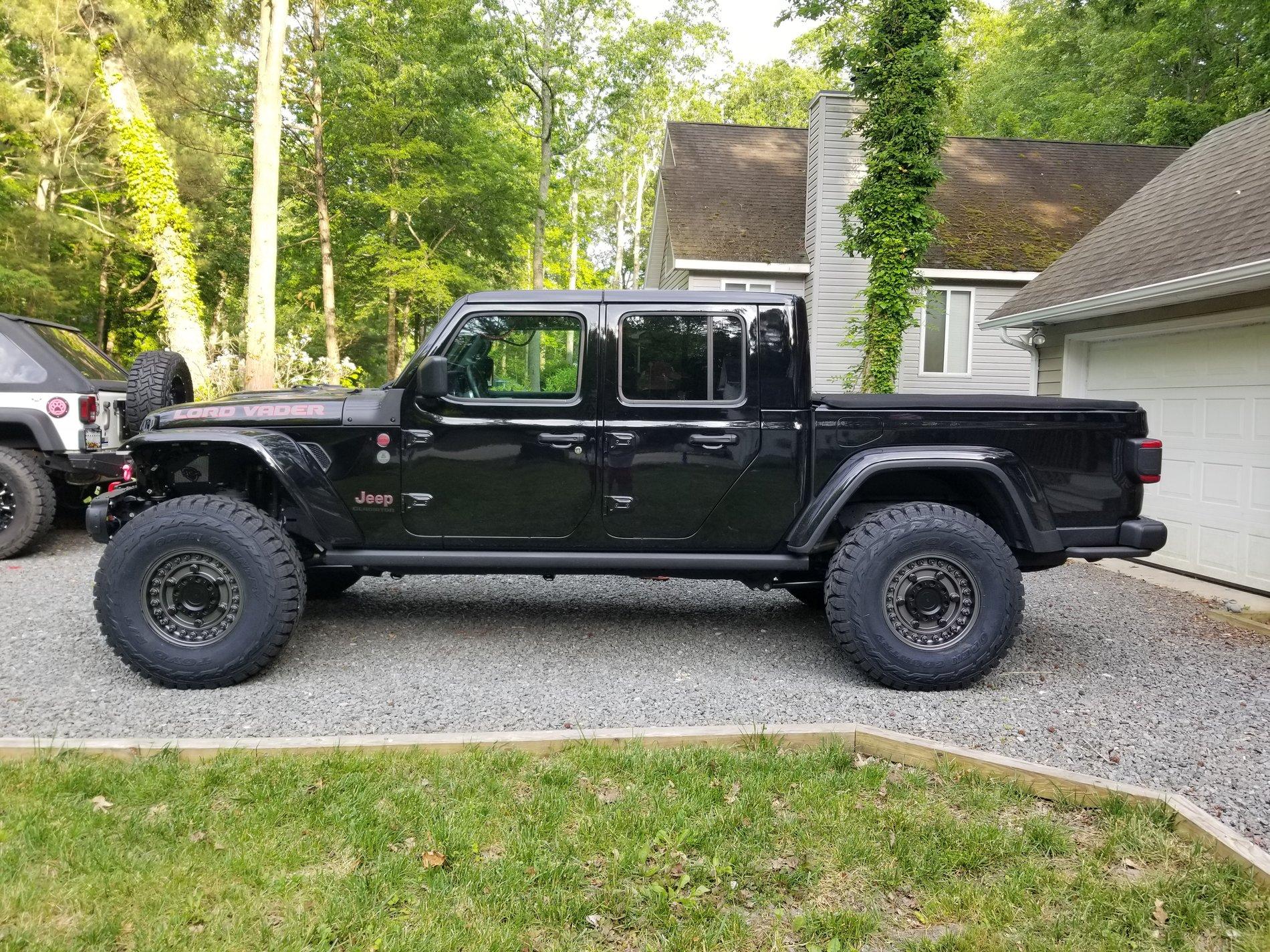 Jeep Gladiator Rock Krawler 3" X Factor JT System 20200602_183212