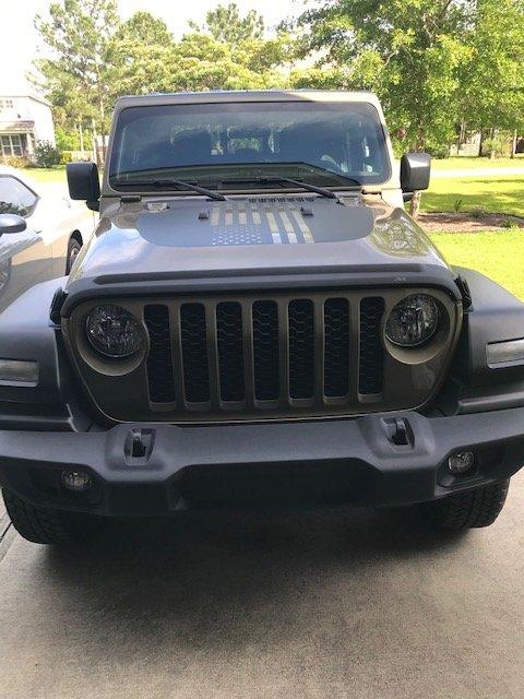 Jeep Gladiator Hood Rock Deflector...Yay or Nay Jeep Bug Rock Deflector