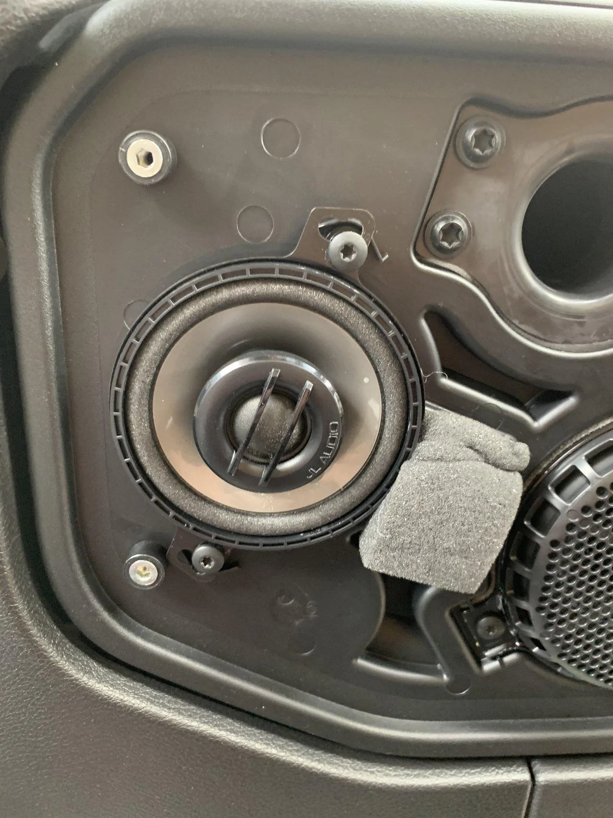 Jeep Gladiator Question about Gladiator Sound System B113E951-82F6-4729-9065-07CD346FD77F