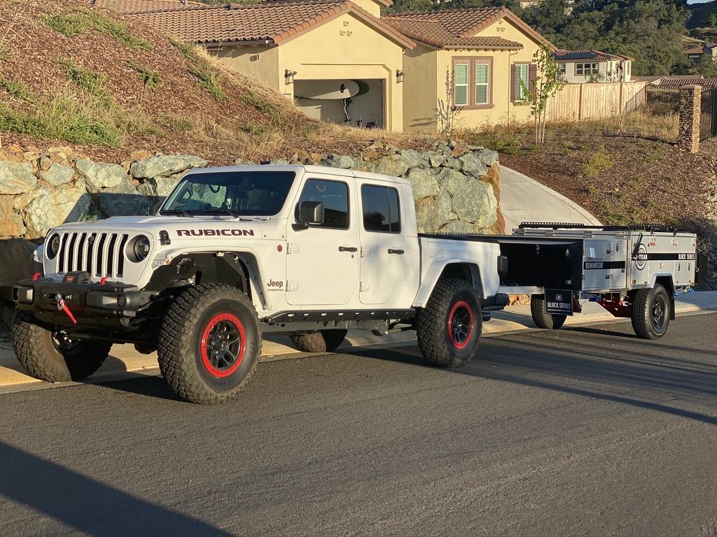 Jeep Gladiator Not seeing any overland pictures E0A5E3E1-FC9E-43C2-86AF-EB5FBEC6B1DE_1_105_c