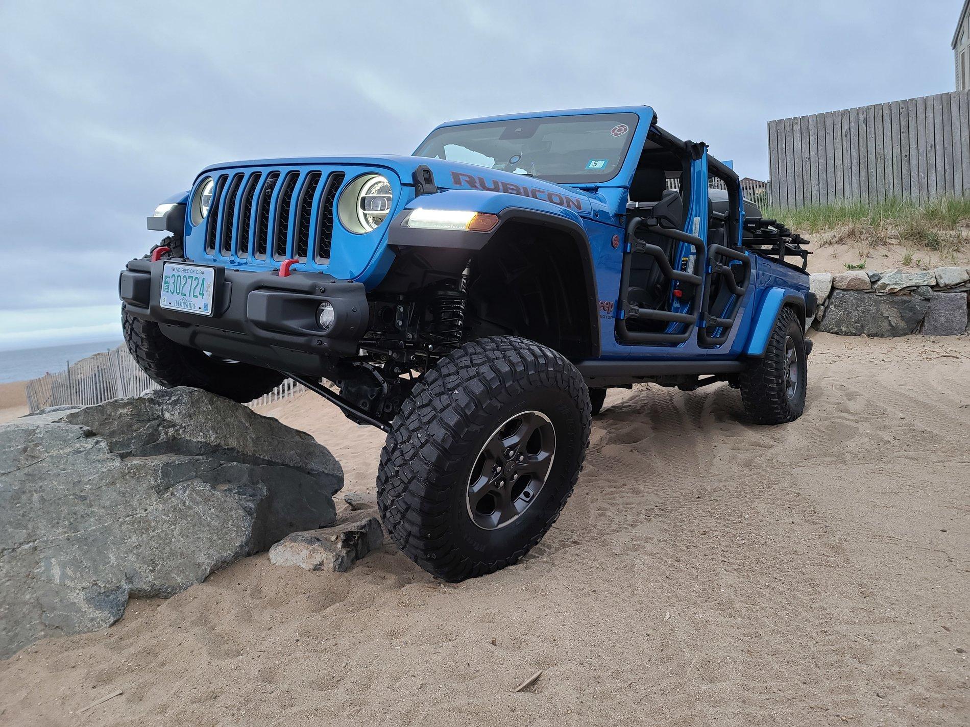 Jeep Gladiator HYDRO BLUE PEARL Gladiator JT Club 20200529_051237
