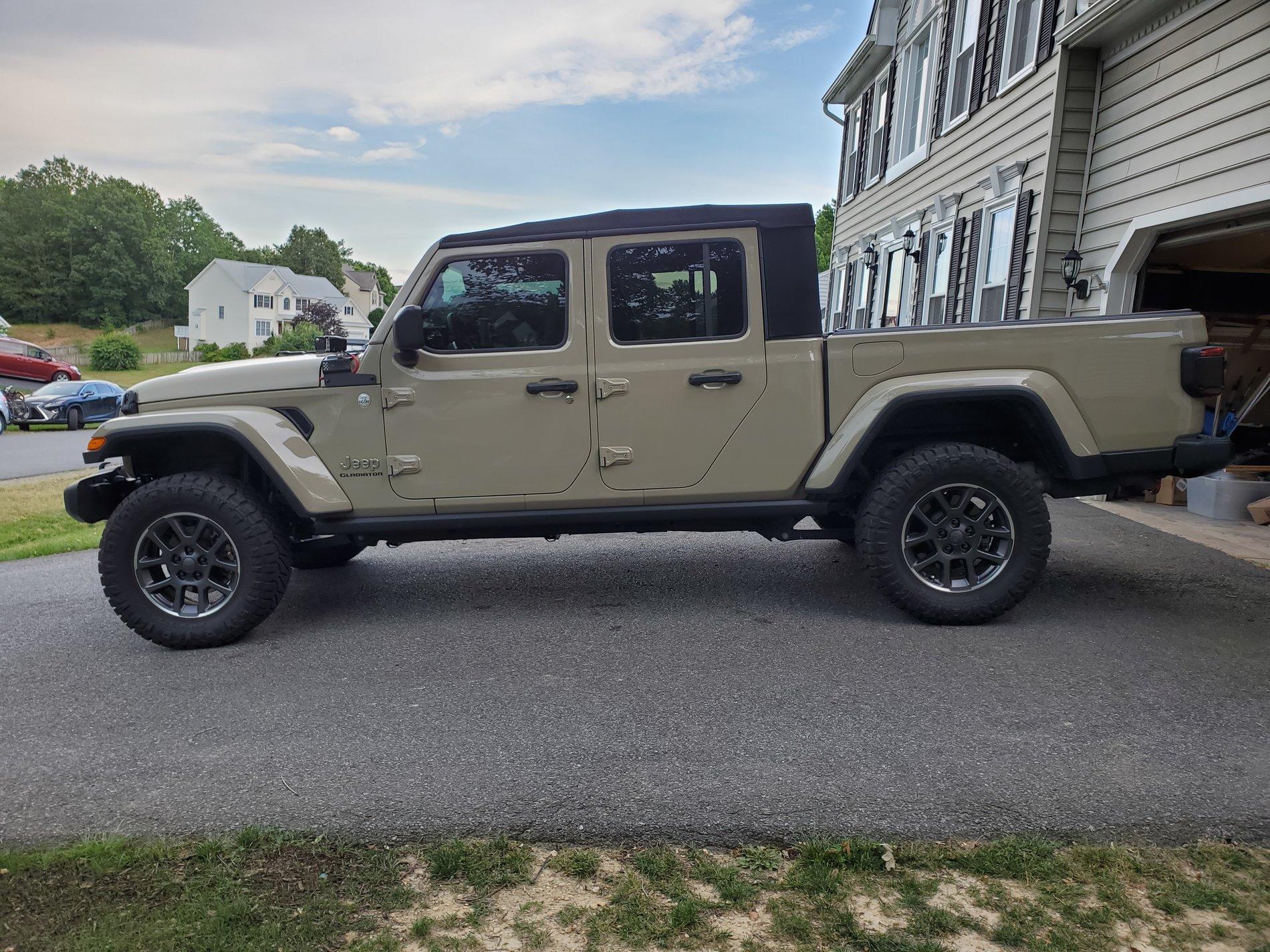 Jeep Gladiator Rock Rails in Virginia 20200605_184203
