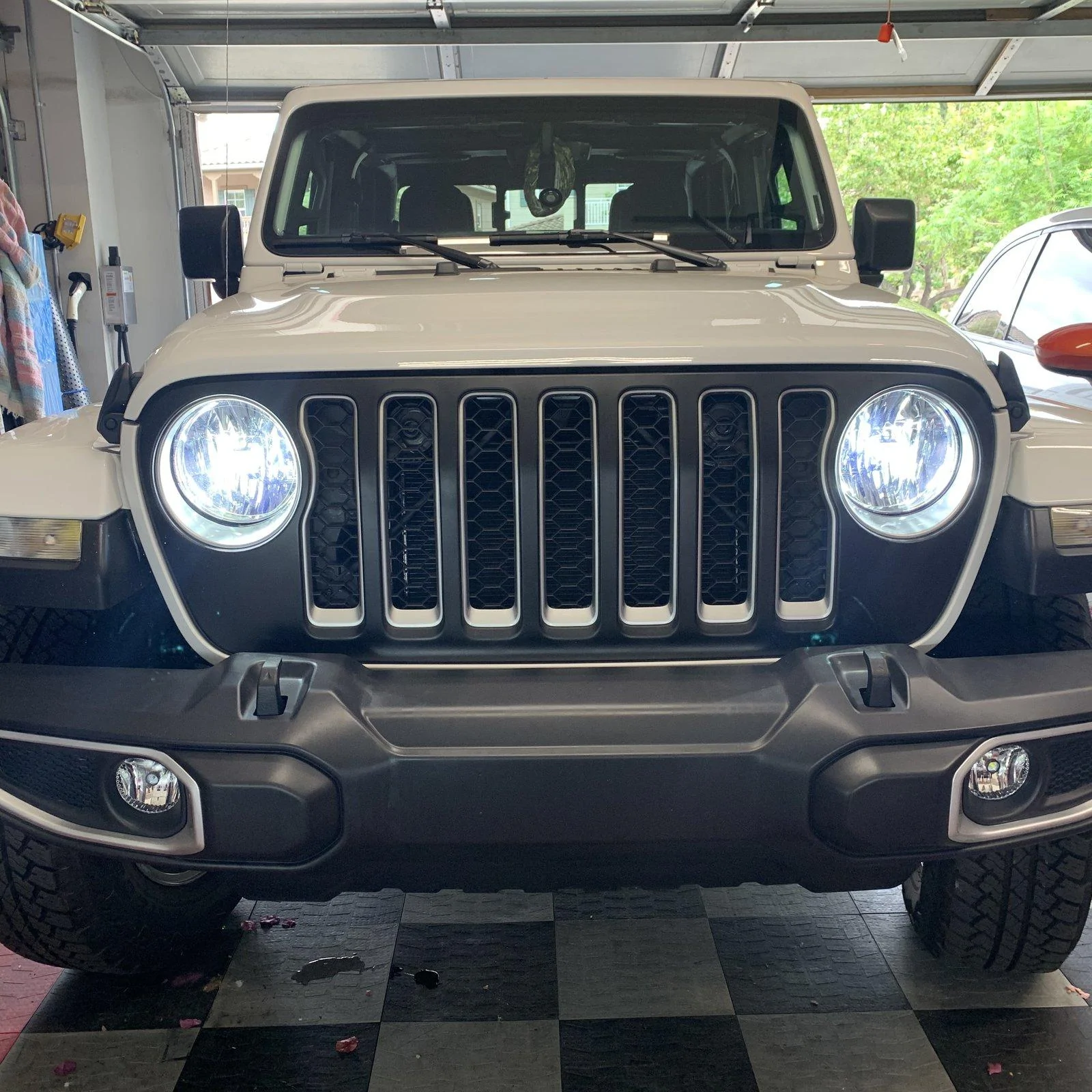 Jeep Gladiator LED Bulb Replacement - IT WORKS! 71685FC0-B52C-4EEE-8E91-FE74ACC80F8F