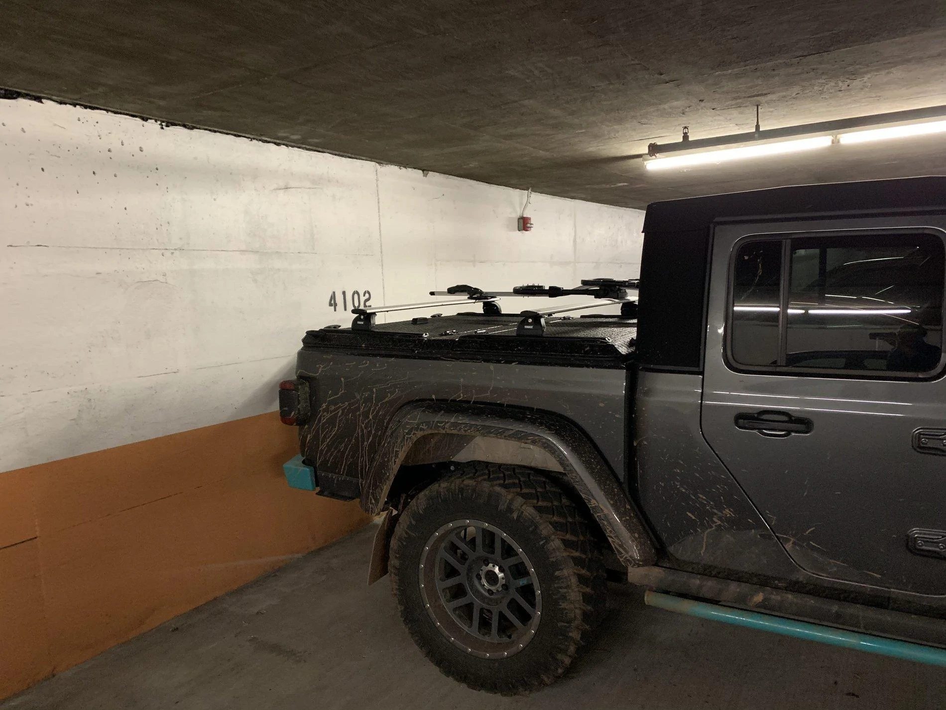 Jeep Gladiator Living with DIamondback HD hard tonneau? 80D0F543-1250-47BD-8C53-5D6059142994