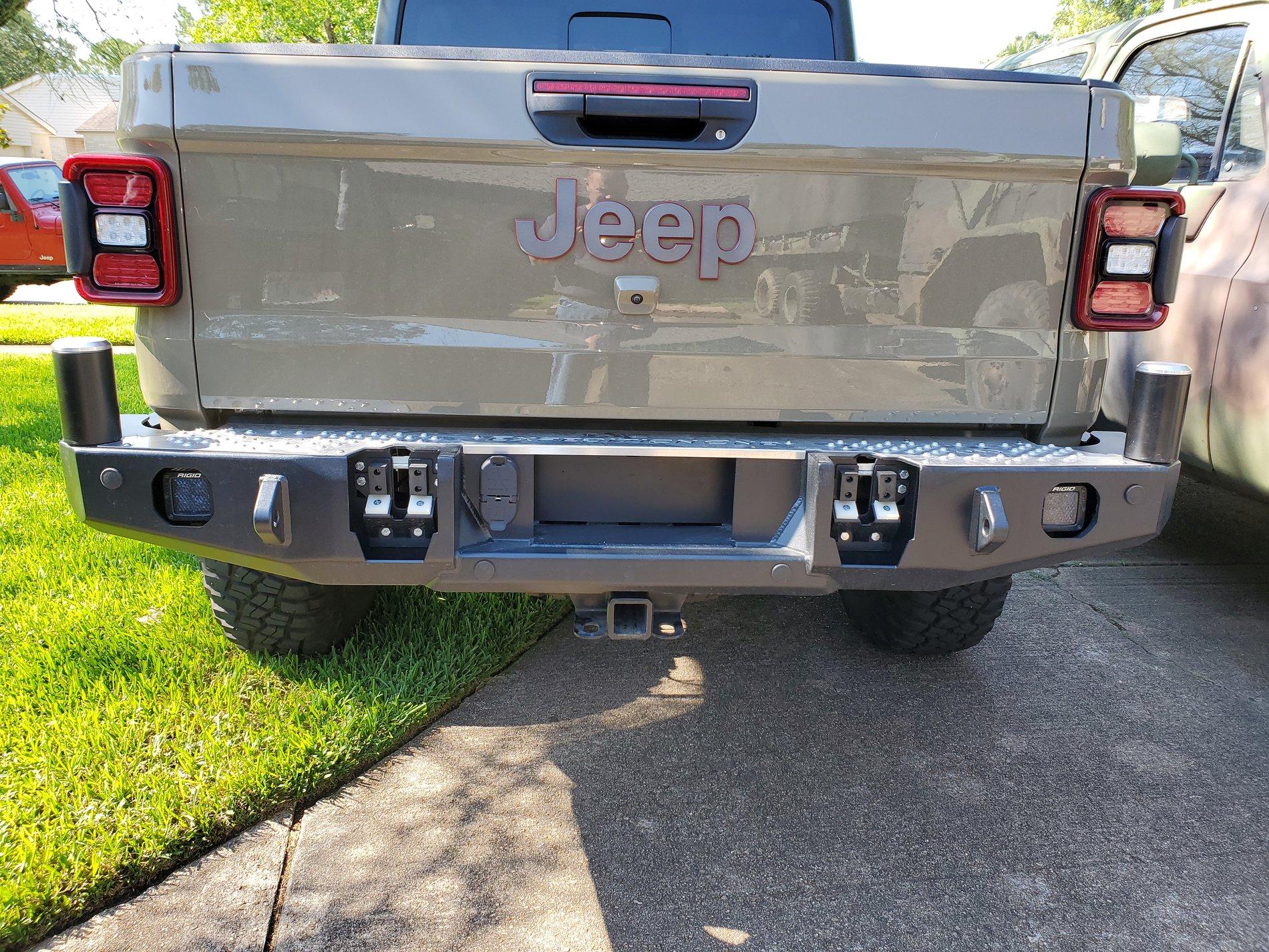 Jeep Gladiator Dual Swing Rear Bumper with tire carrier 20200606_095252