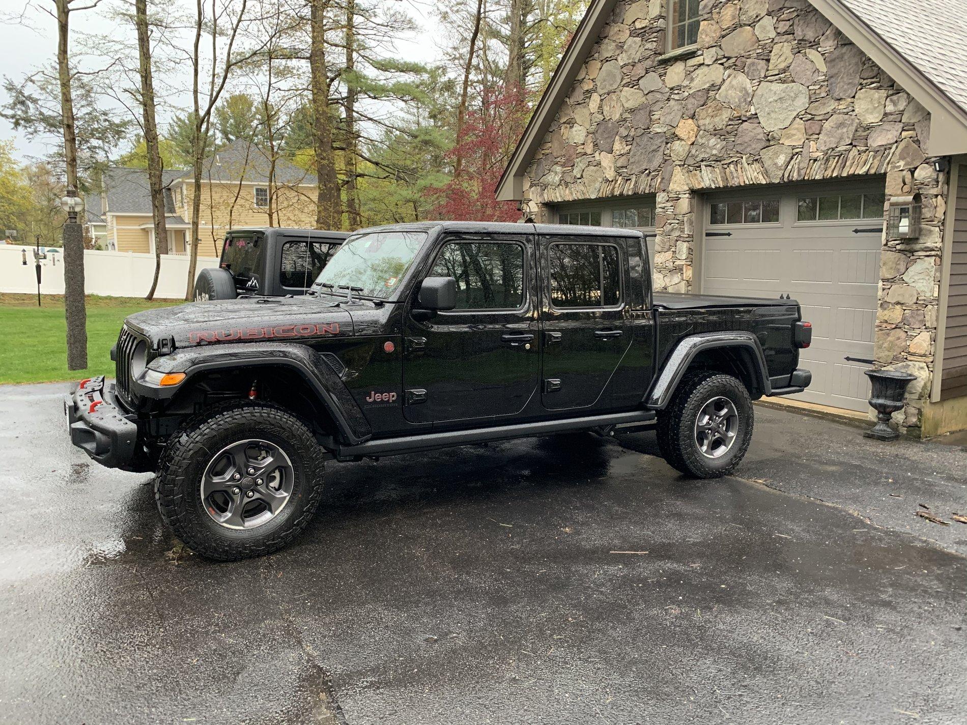 Jeep Gladiator Took Delivery of Your JT? Sign in Here! 0FB8DB59-2A90-4985-886B-E5DDAC9AEF27
