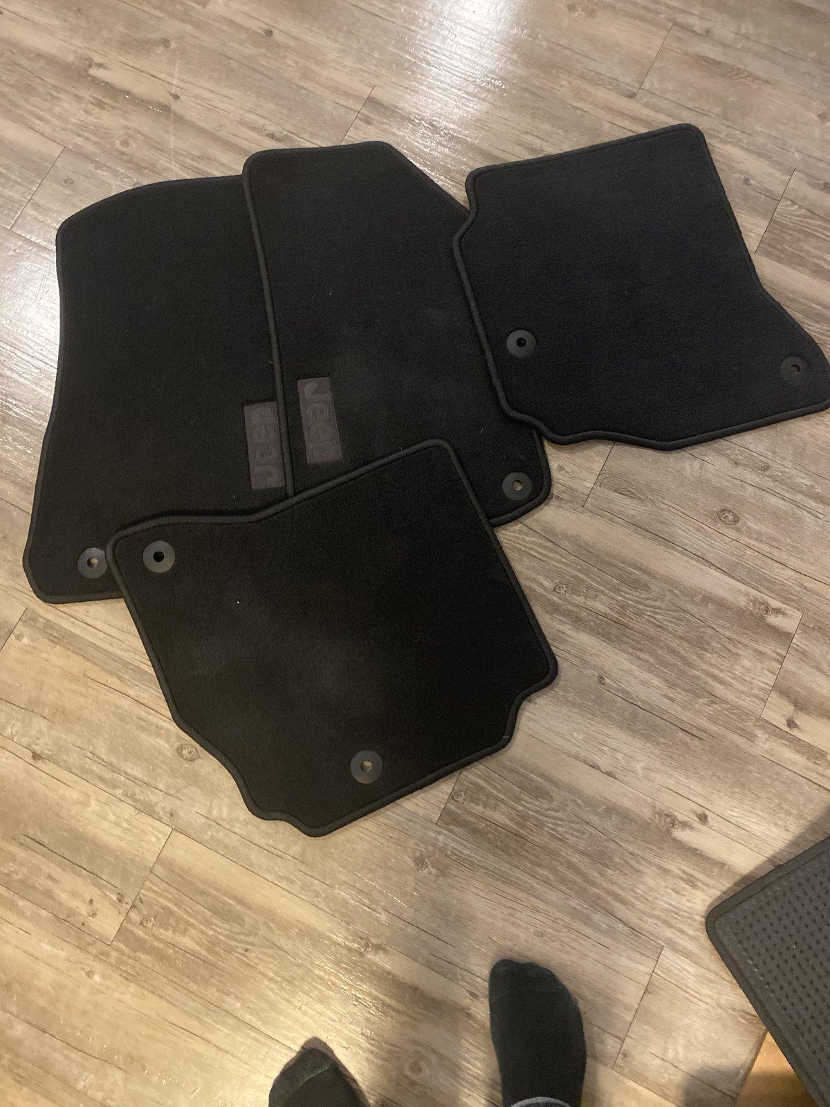 Jeep Gladiator Factory floor mats 20 bucks 89500BE9-BCF1-45B3-BE7F-B96E63CBE2A9