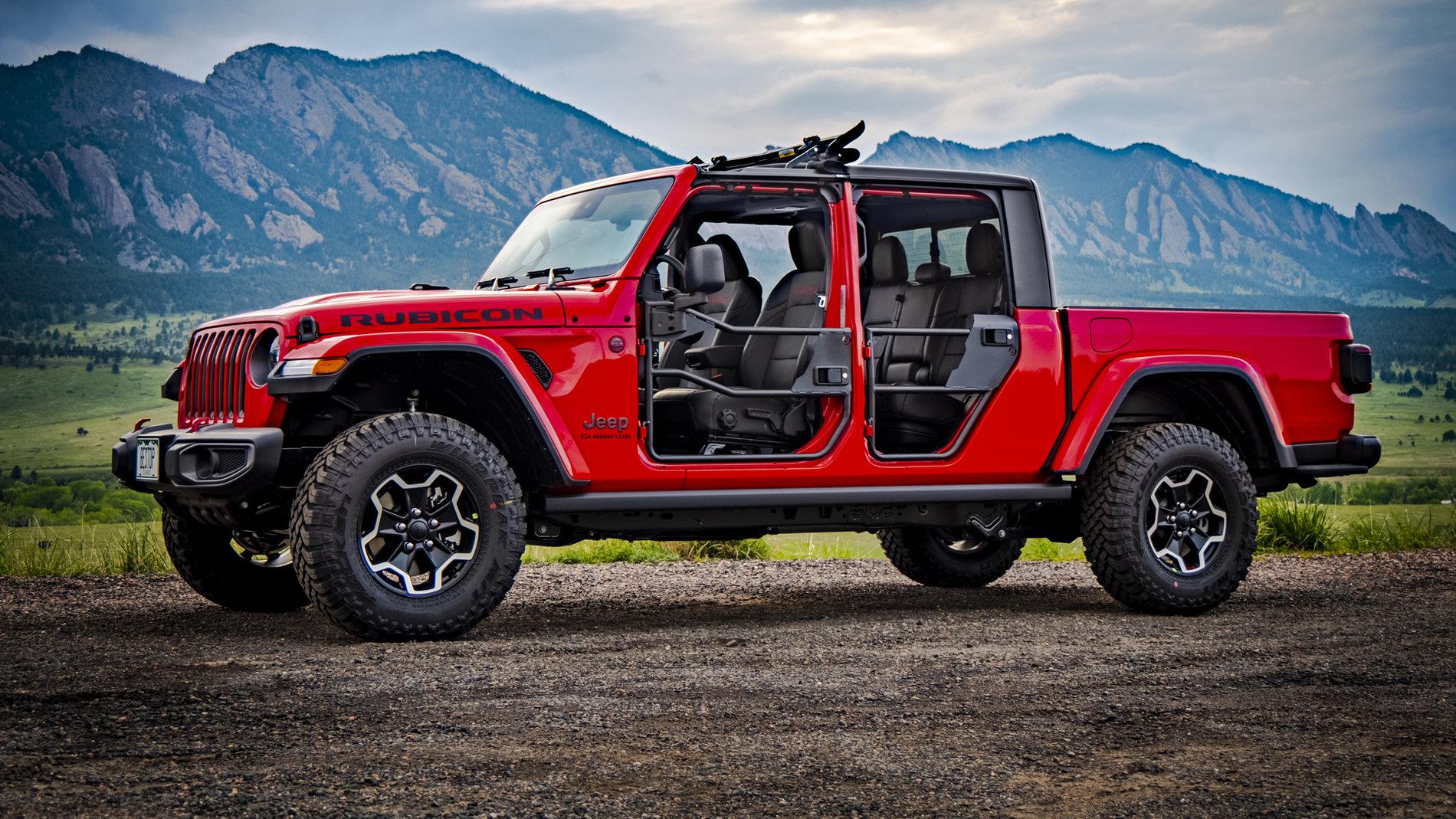 Jeep Gladiator Tube doors or no tube doors Bestop_Gladiator_Sunrider_Element_Doors_Zoom_1920x1080