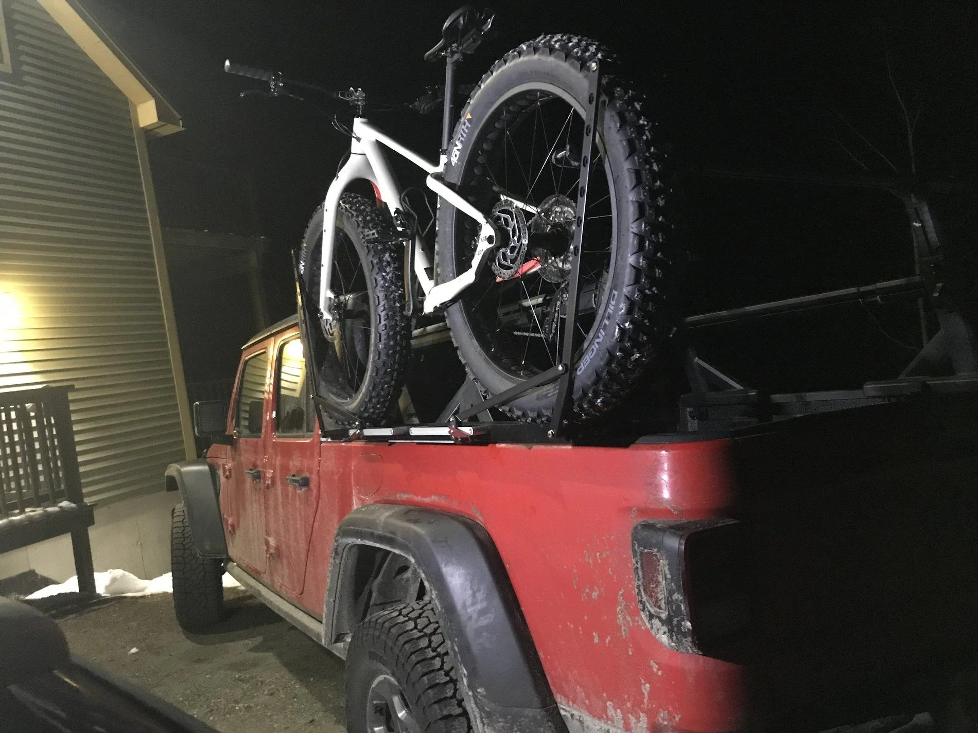 Jeep Gladiator Gladiator Bike Rack? 7AD09671-DB99-450B-BFAC-9C2726AF1448