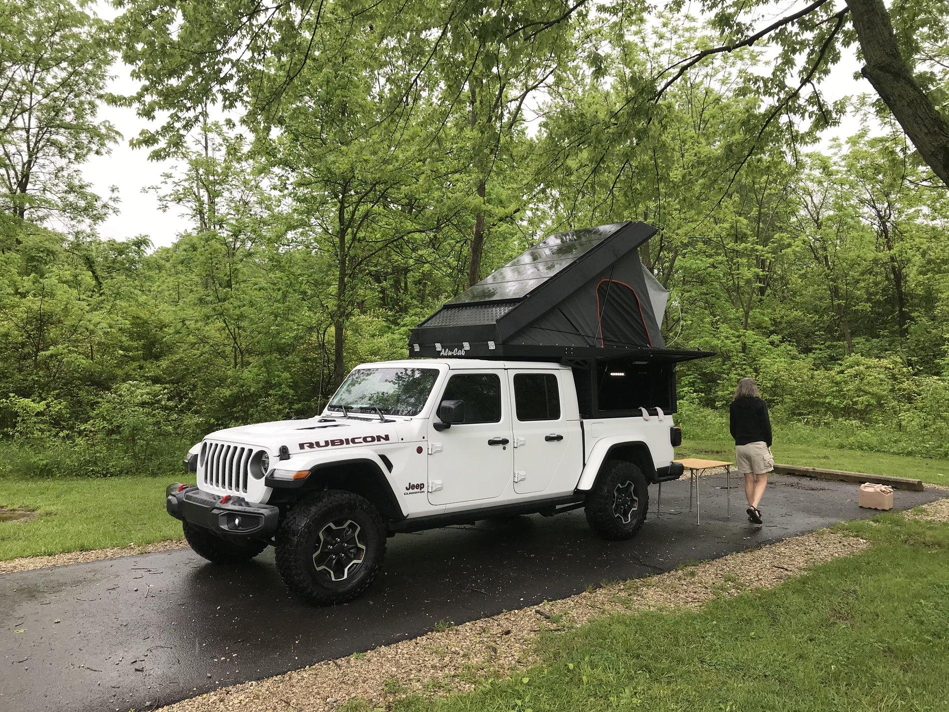 Jeep Gladiator Alu-Cab Canopy Camper 4E5BFD43-B95C-4C14-8D3C-97DCA68F6B02