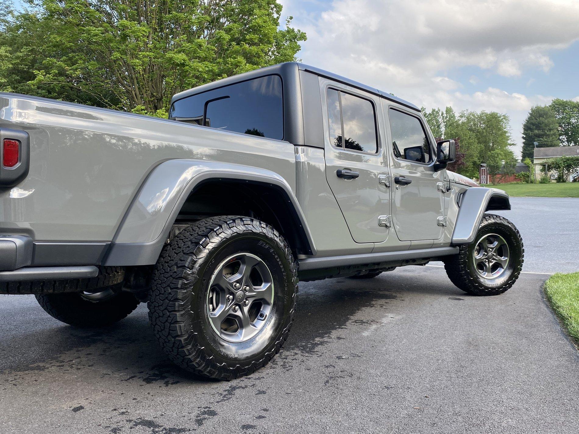 Jeep Gladiator 315/70/17 vs 35x12.50x17 FF639A57-4697-4D1D-9495-A2CC6C9AB60C