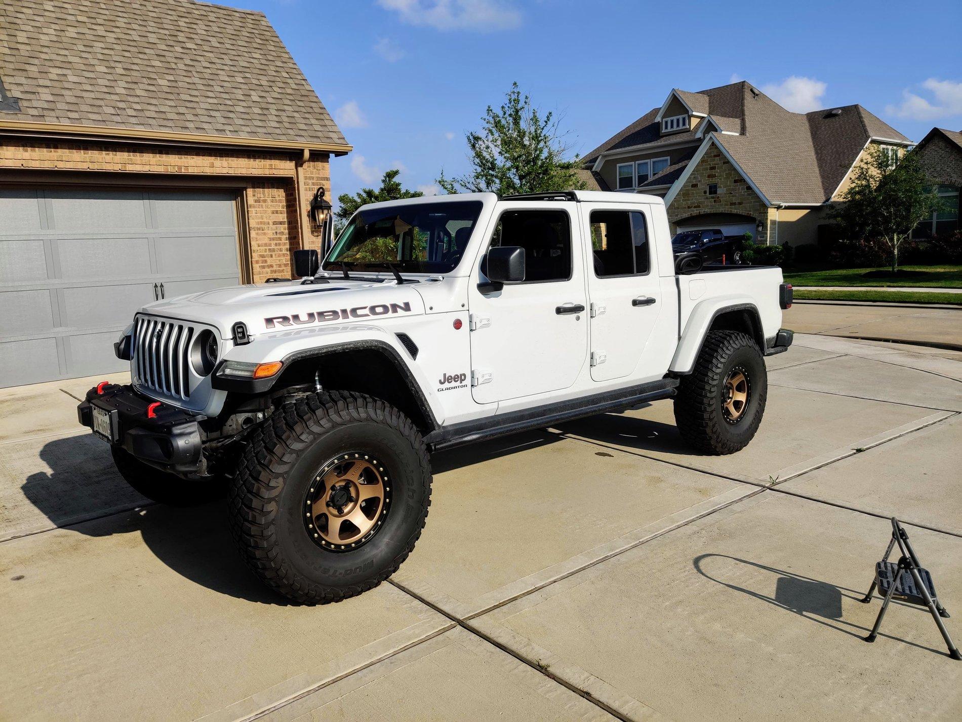 Jeep Gladiator BRIGHT WHITE Gladiator JT Club IMG_20200419_174705