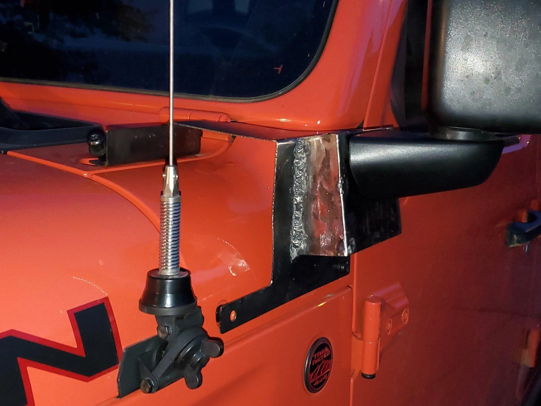 Jeep Gladiator Otter Pop 20200530_205051