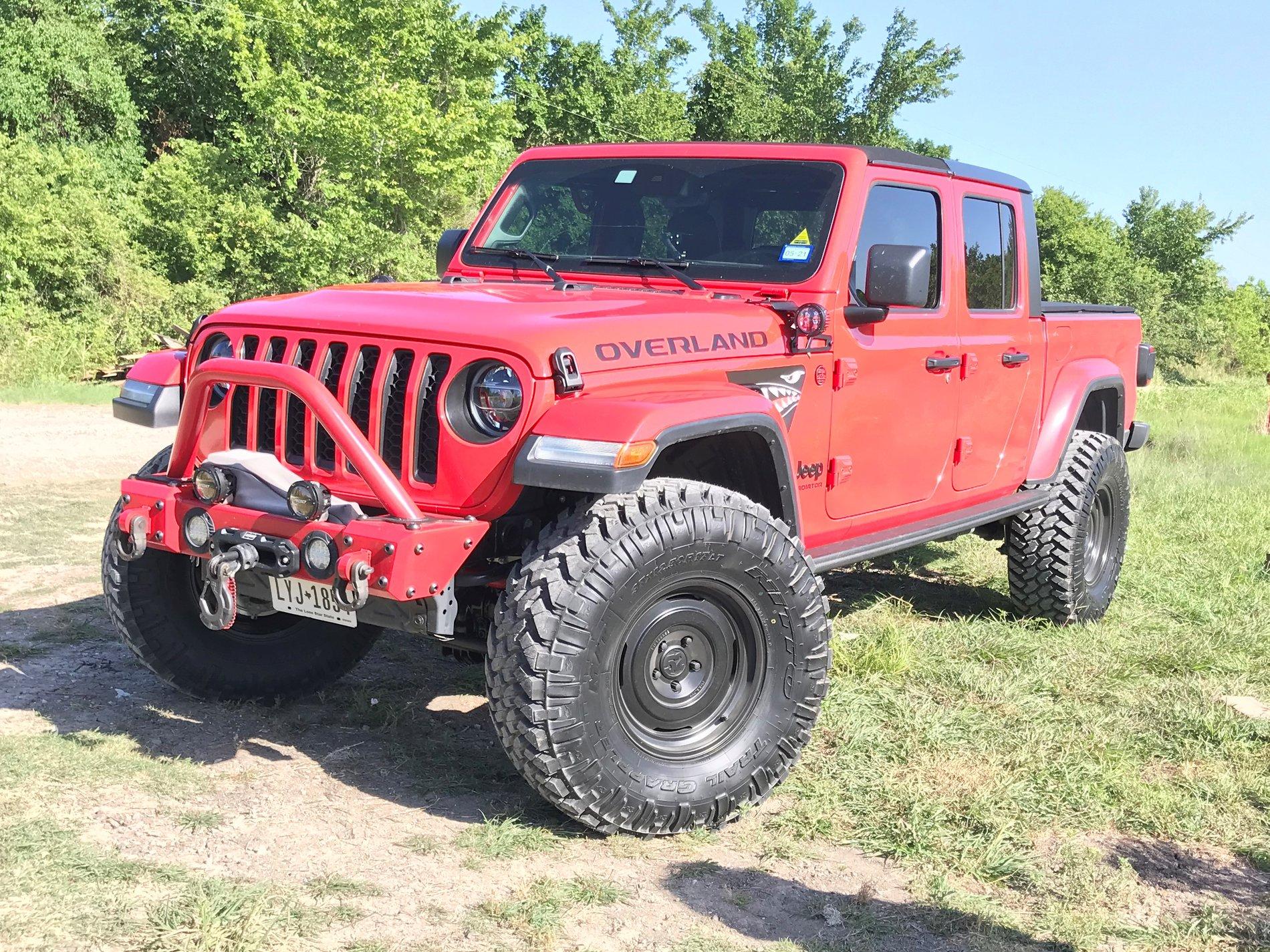 Jeep Gladiator FIRECRACKER RED Gladiator JT Club Nitto's
