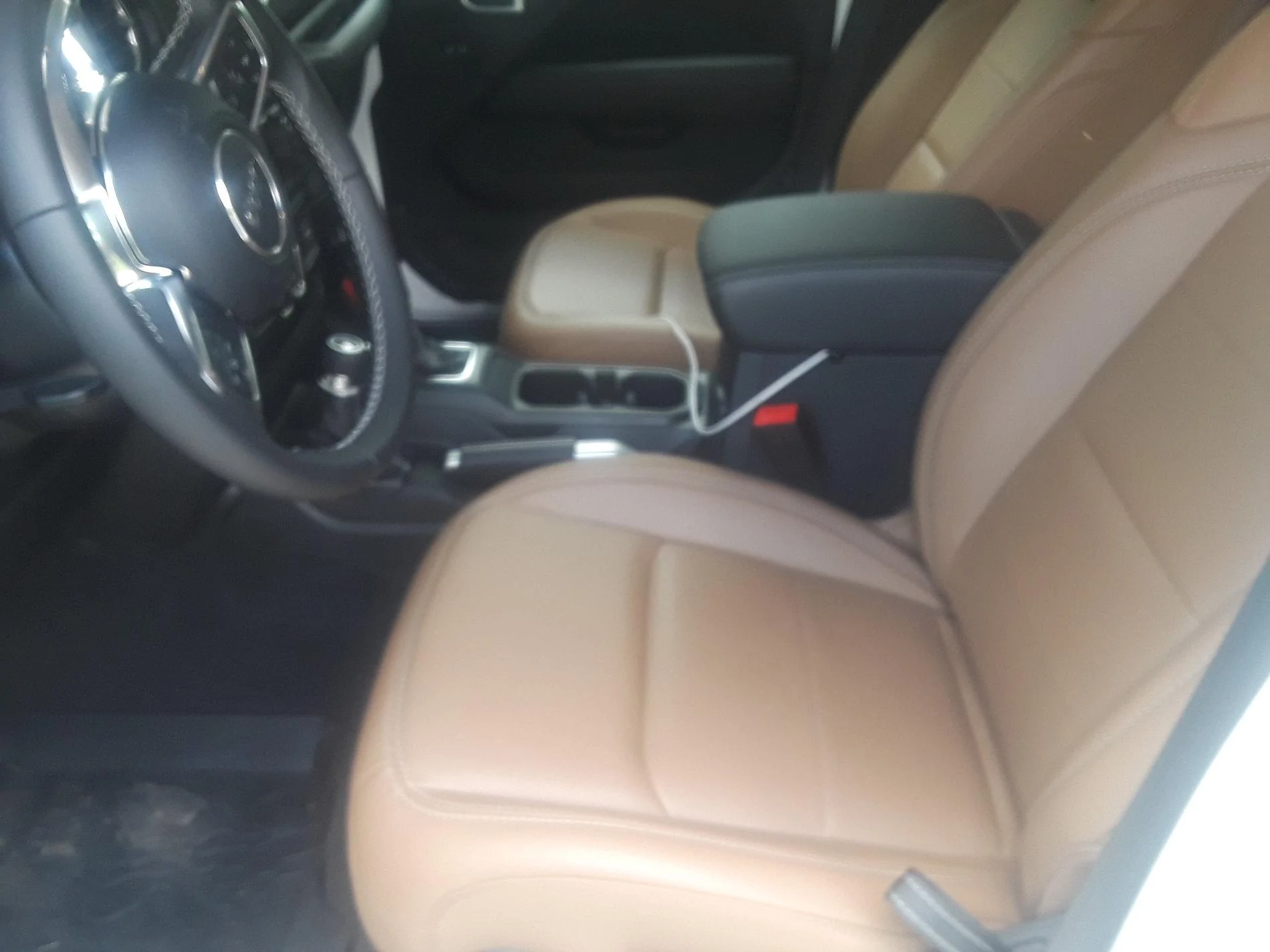 Jeep Gladiator Where to buy matching leather seat material? 20200611_134540