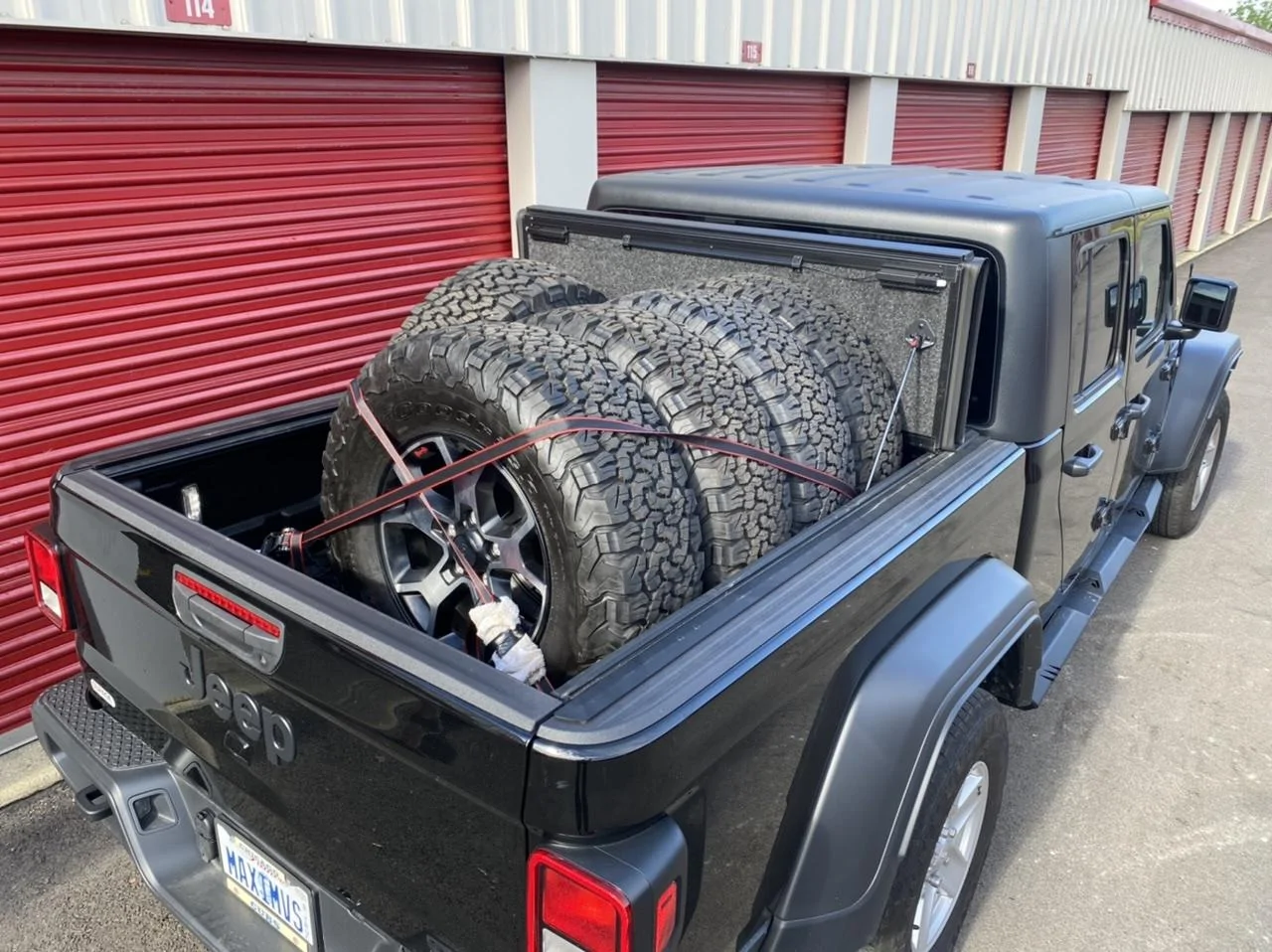 Jeep Gladiator Finally the bed hauling... 48C6EE3B-95C1-464E-9DC4-A0A989F58E92